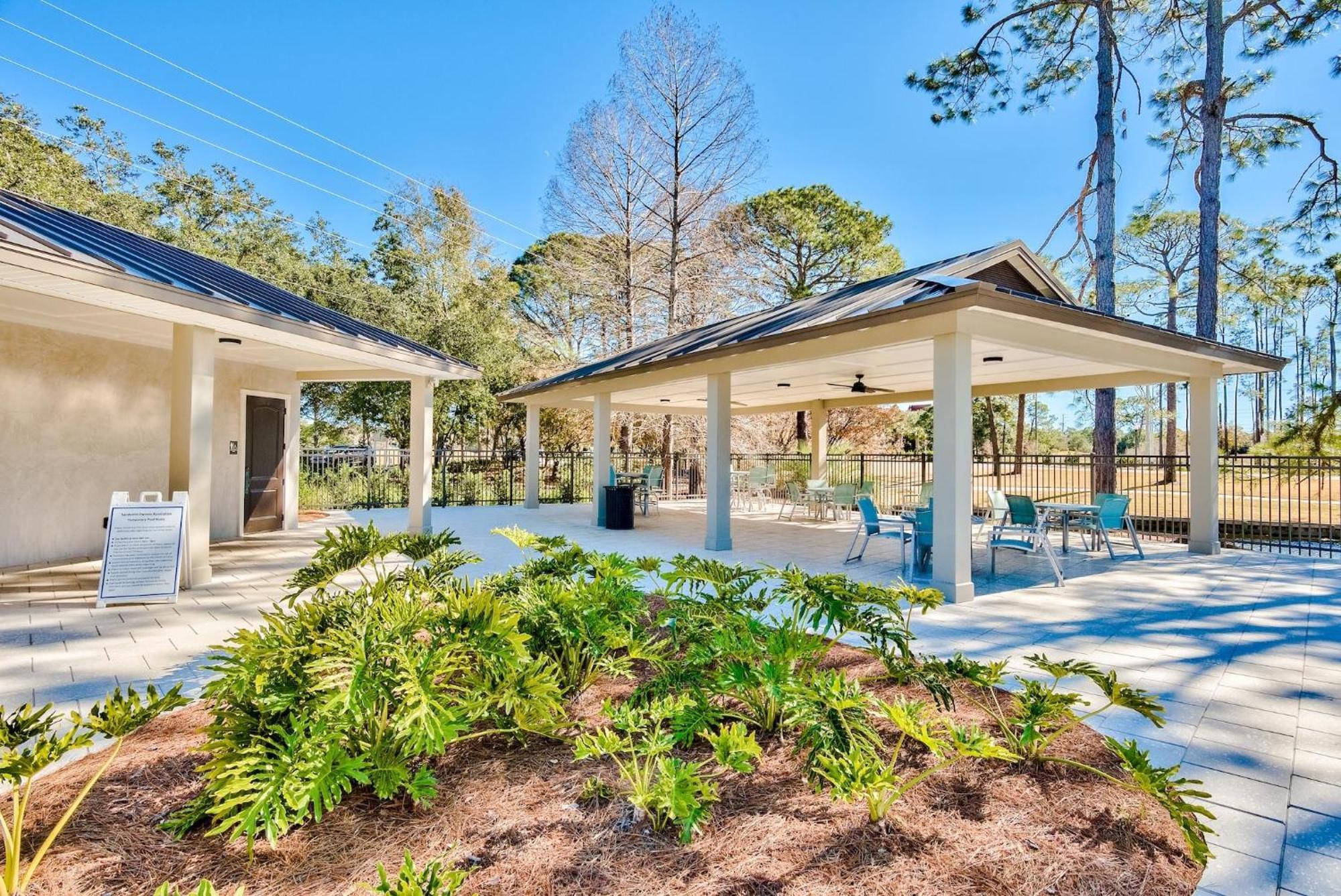 Sandpiper Village 711 