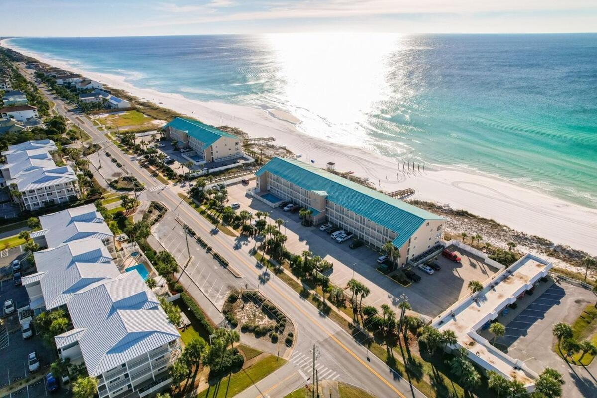 Crystal Sands 110a Apartment Destin