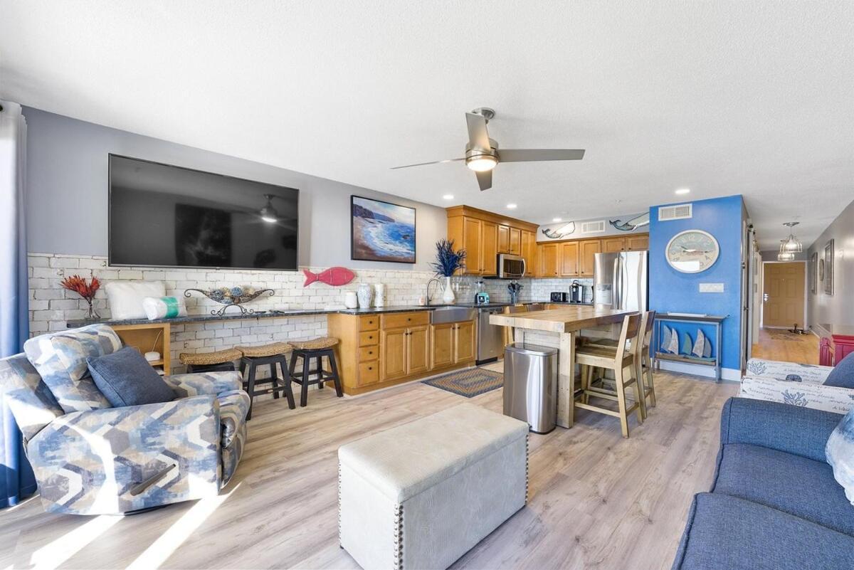 Crystal Sands 110a Apartment Destin