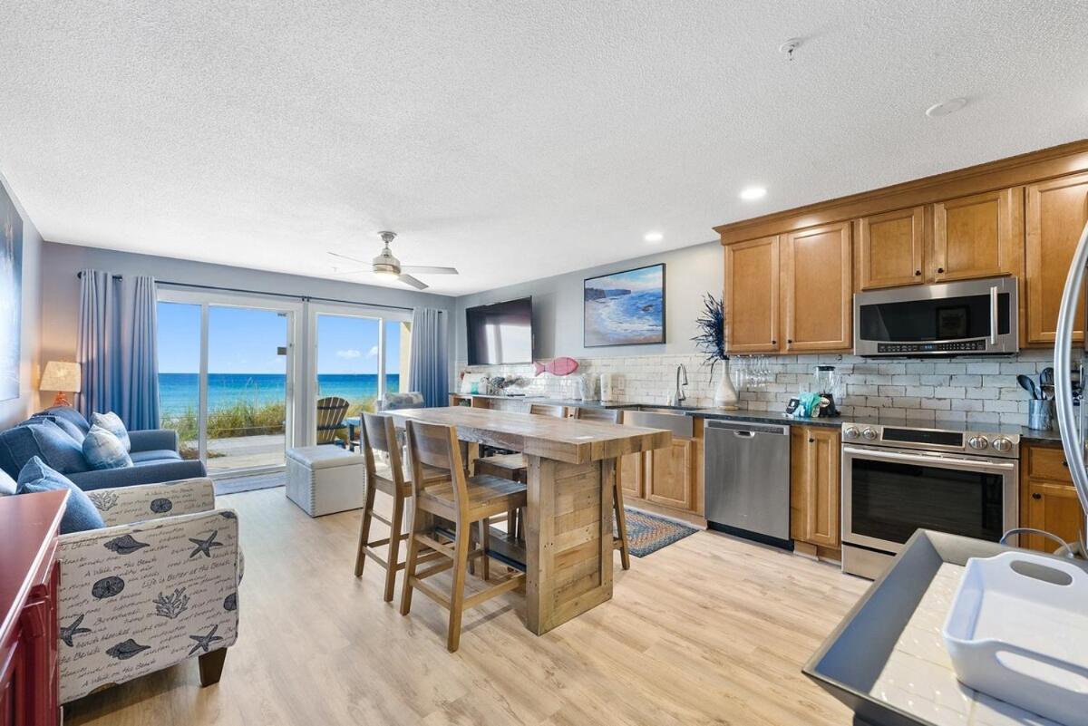 Crystal Sands 110a Apartment *