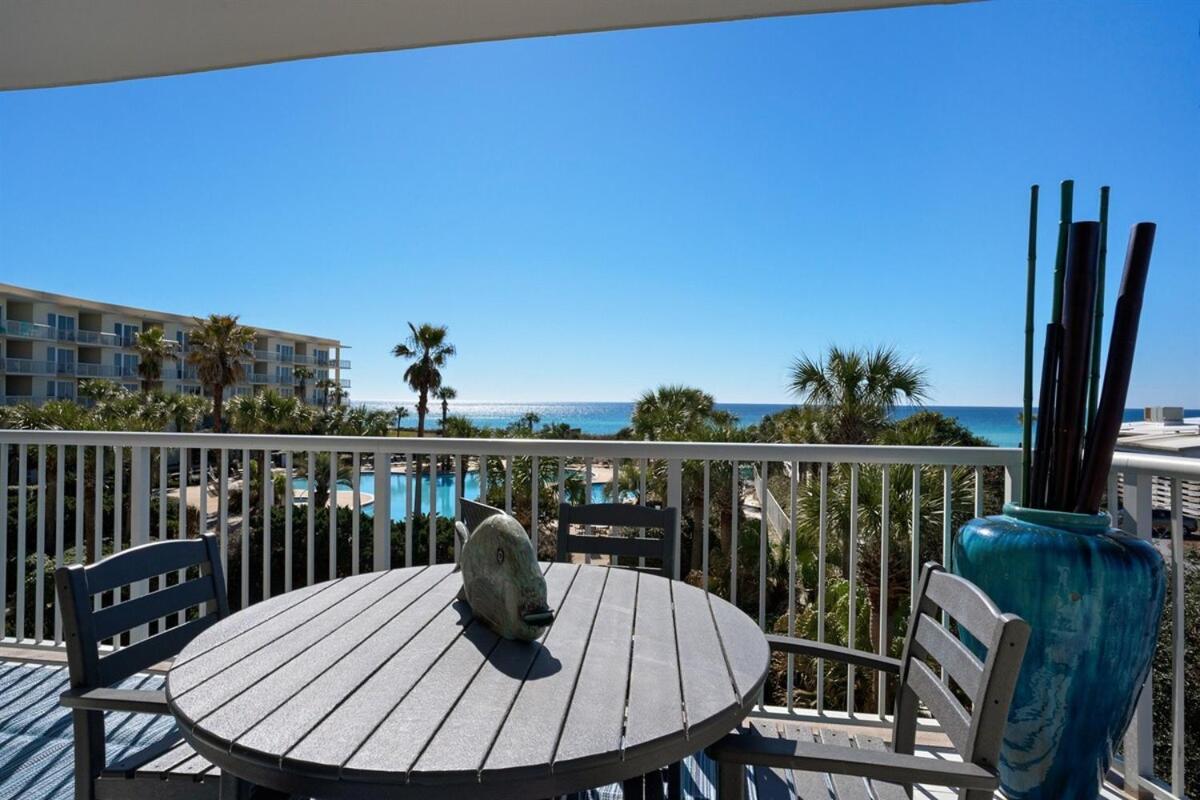 Crescent 217 Destin
