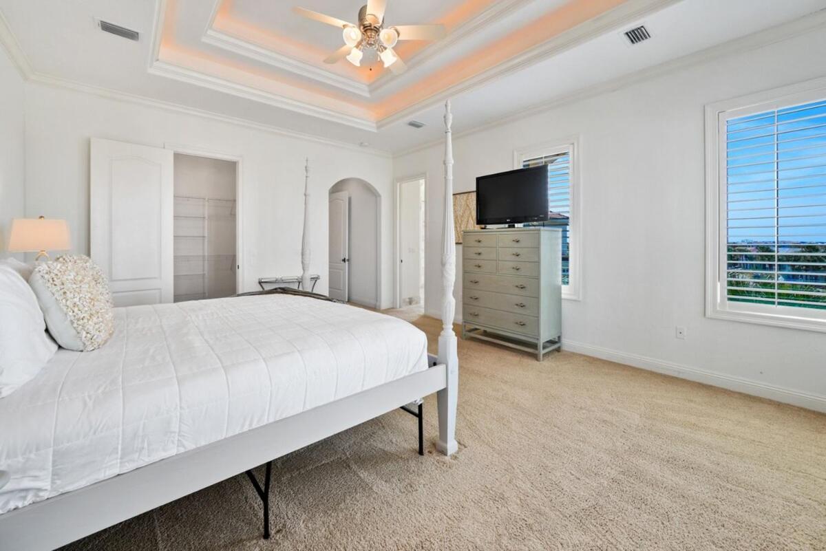 Decked Out Is The One Want Gulf Front Views 4 Less