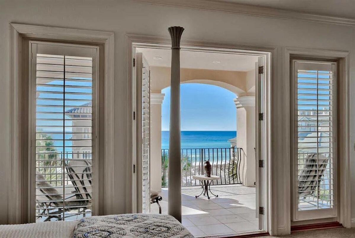 Holiday home Decked Out Is The One Want Gulf Front Views 4 Less