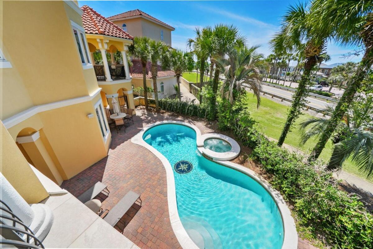 Decked Out Is The One Want Gulf Front Views 4 Less *