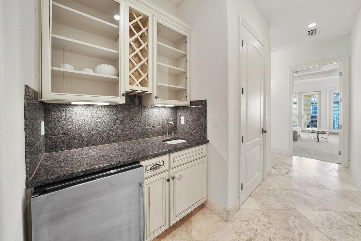 Decked Out Is The One Want Gulf Front Views 4 Less * Destin
