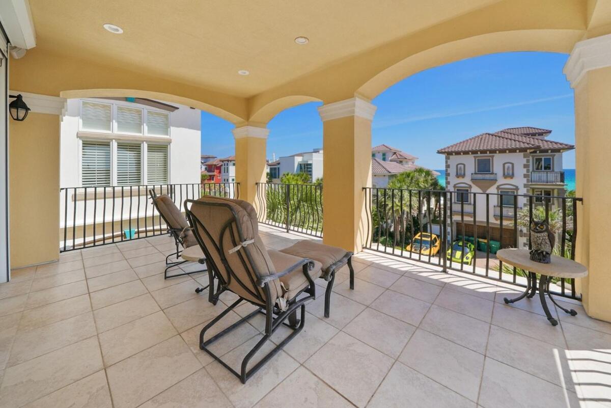 Holiday home Decked Out Is The One Want Gulf Front Views 4 Less