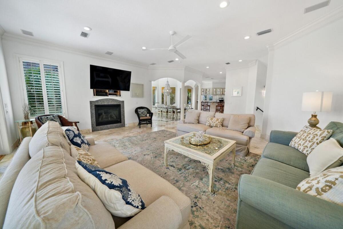 Decked Out Is The One Want Gulf Front Views 4 Less * Destin