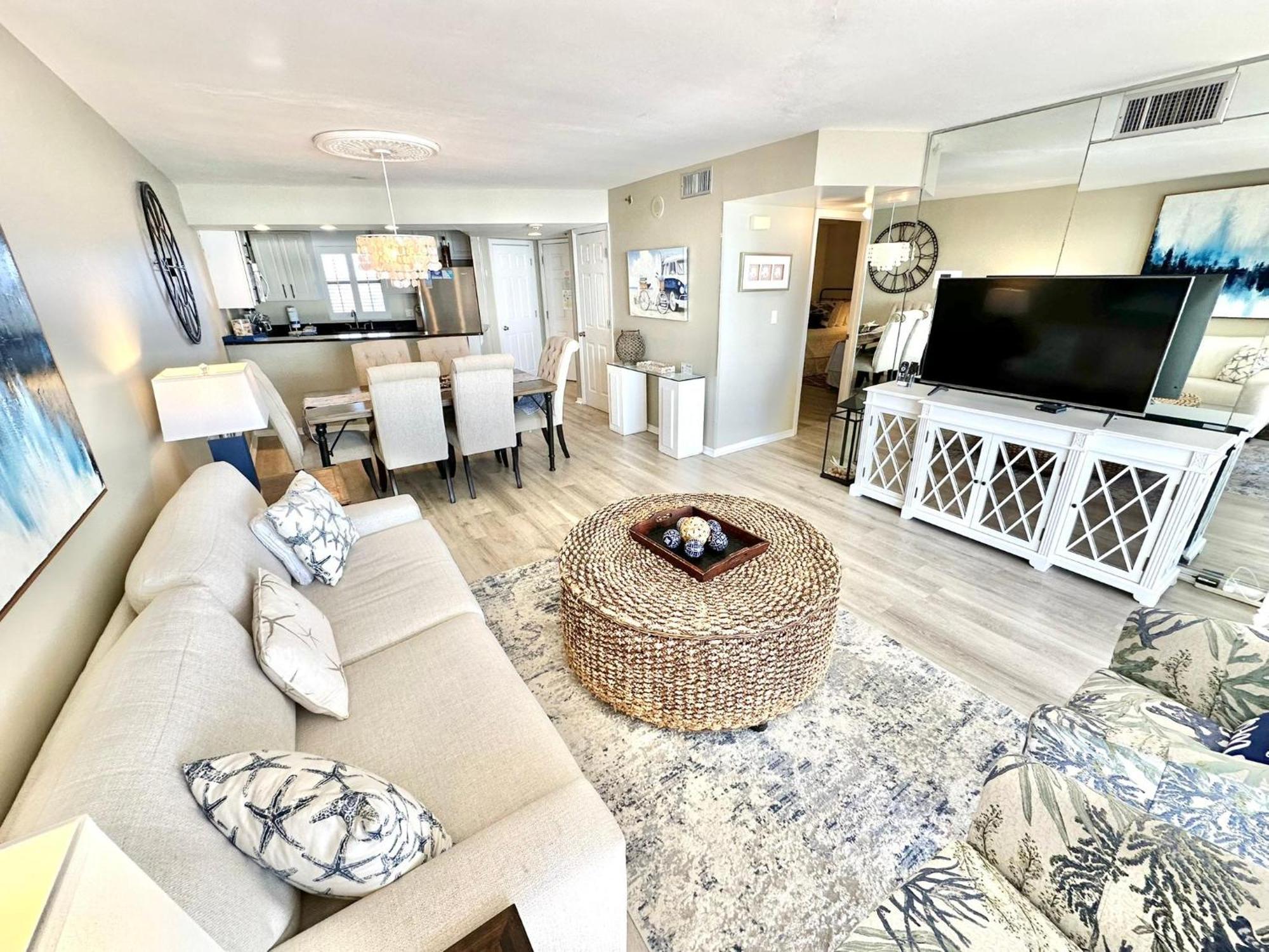 4071 Beachside One * Destin