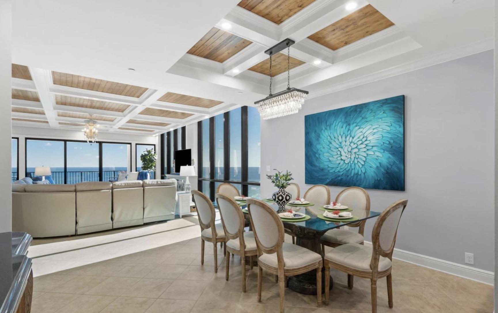 Available For Season! Amazing Gulf-front At Emerald Towers Holiday home