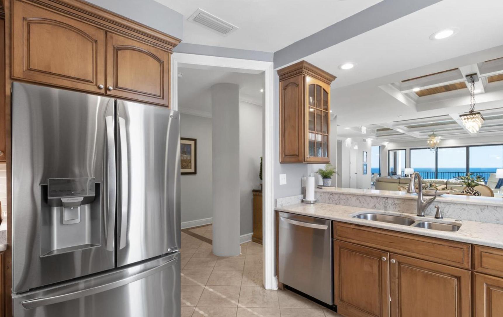 Available For Season! Amazing Gulf-front At Emerald Towers Destin