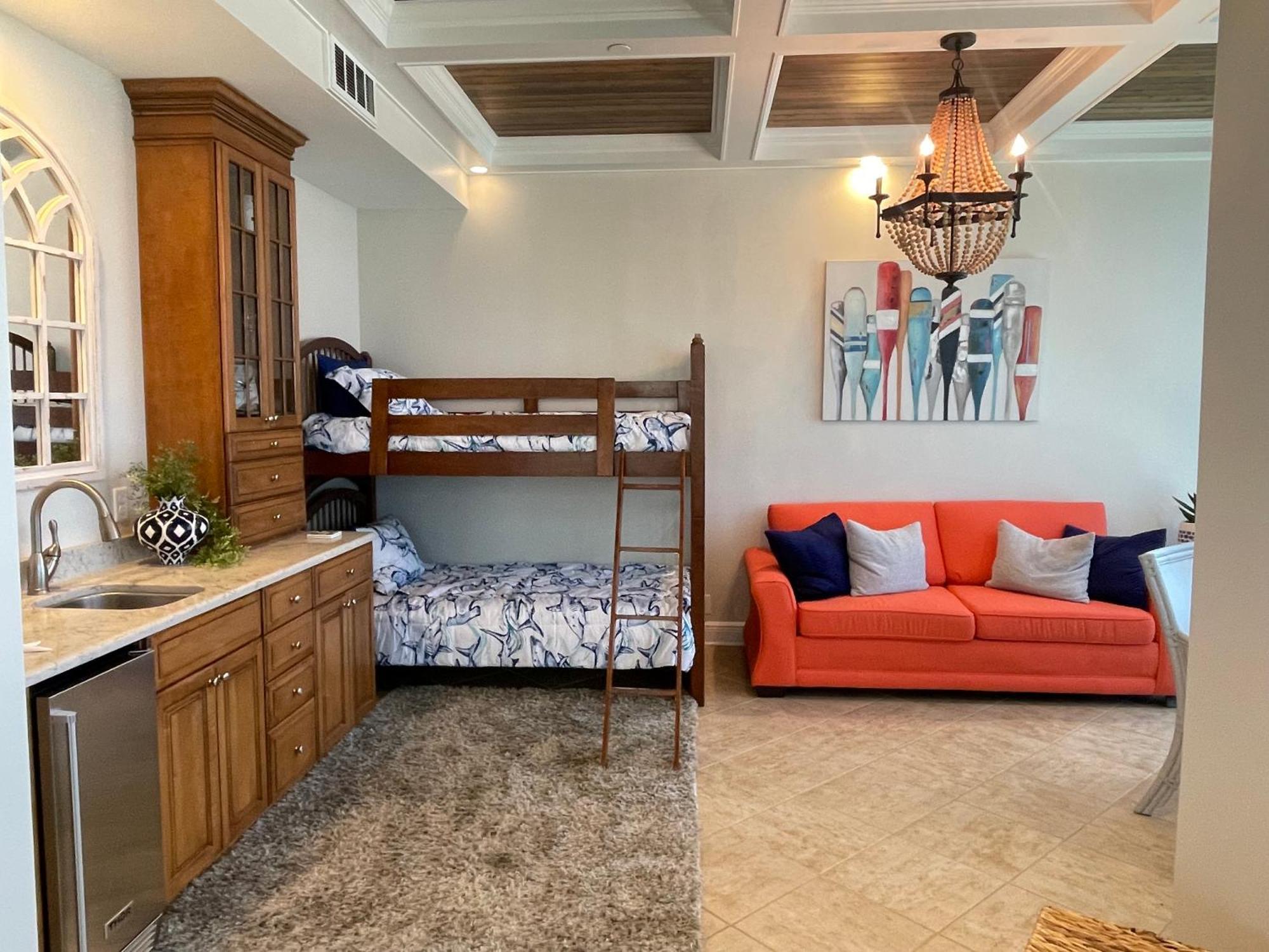Available For Season! Amazing Gulf-front At Emerald Towers * Destin