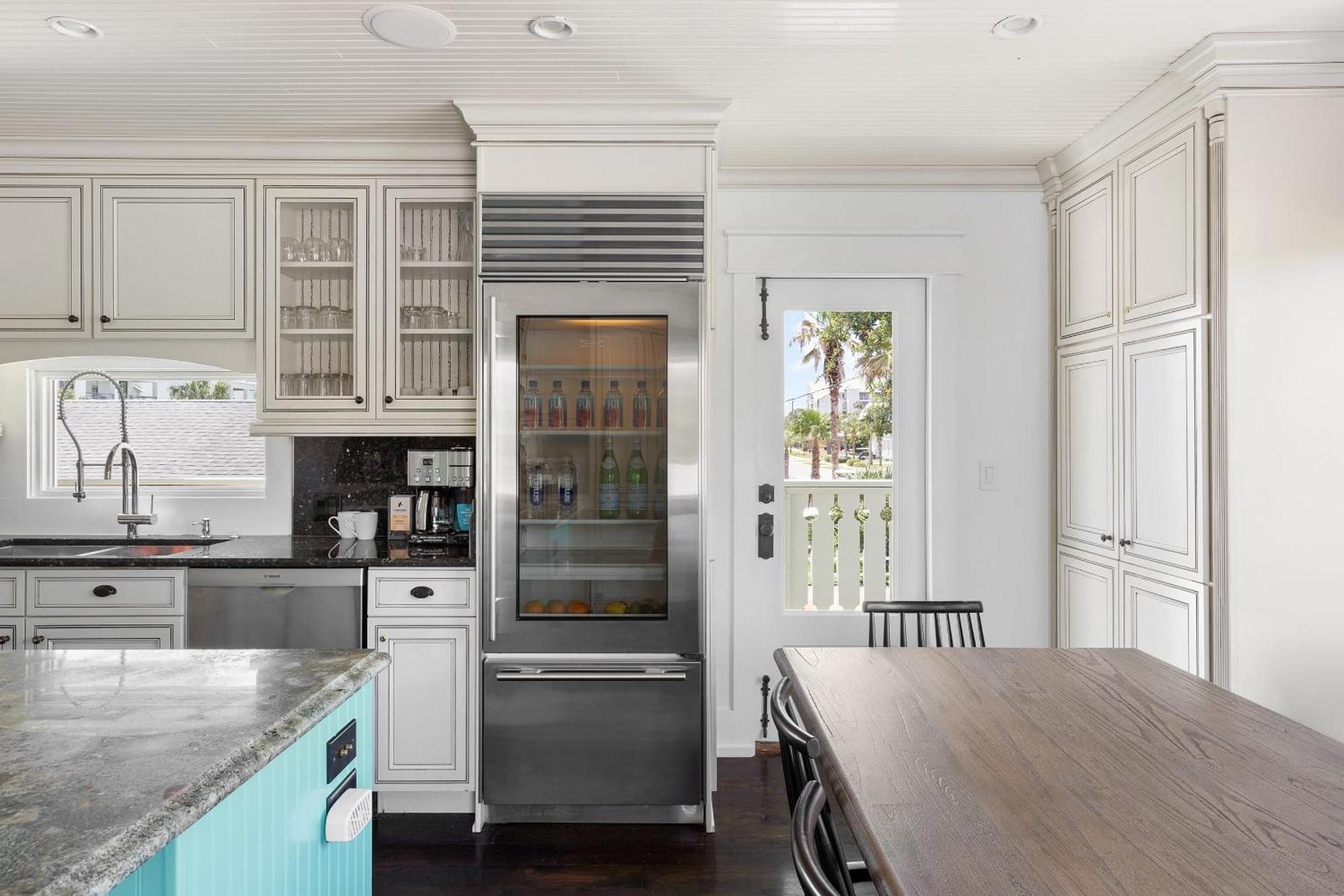 Woodward Way Luxe Near W Pool Hot Tub Stocked Kitchen Holiday home Destin