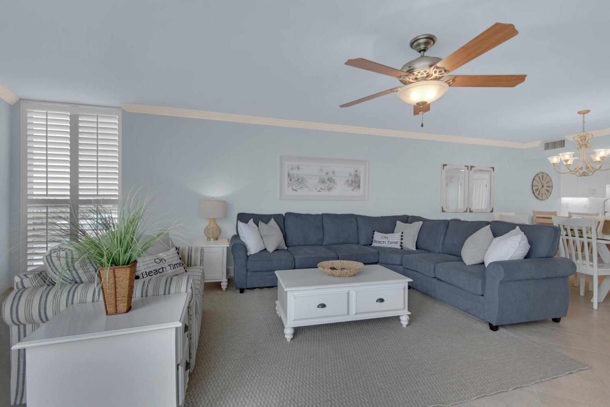 Perch At Mainsail - Gorgeous Beachfront Apartment