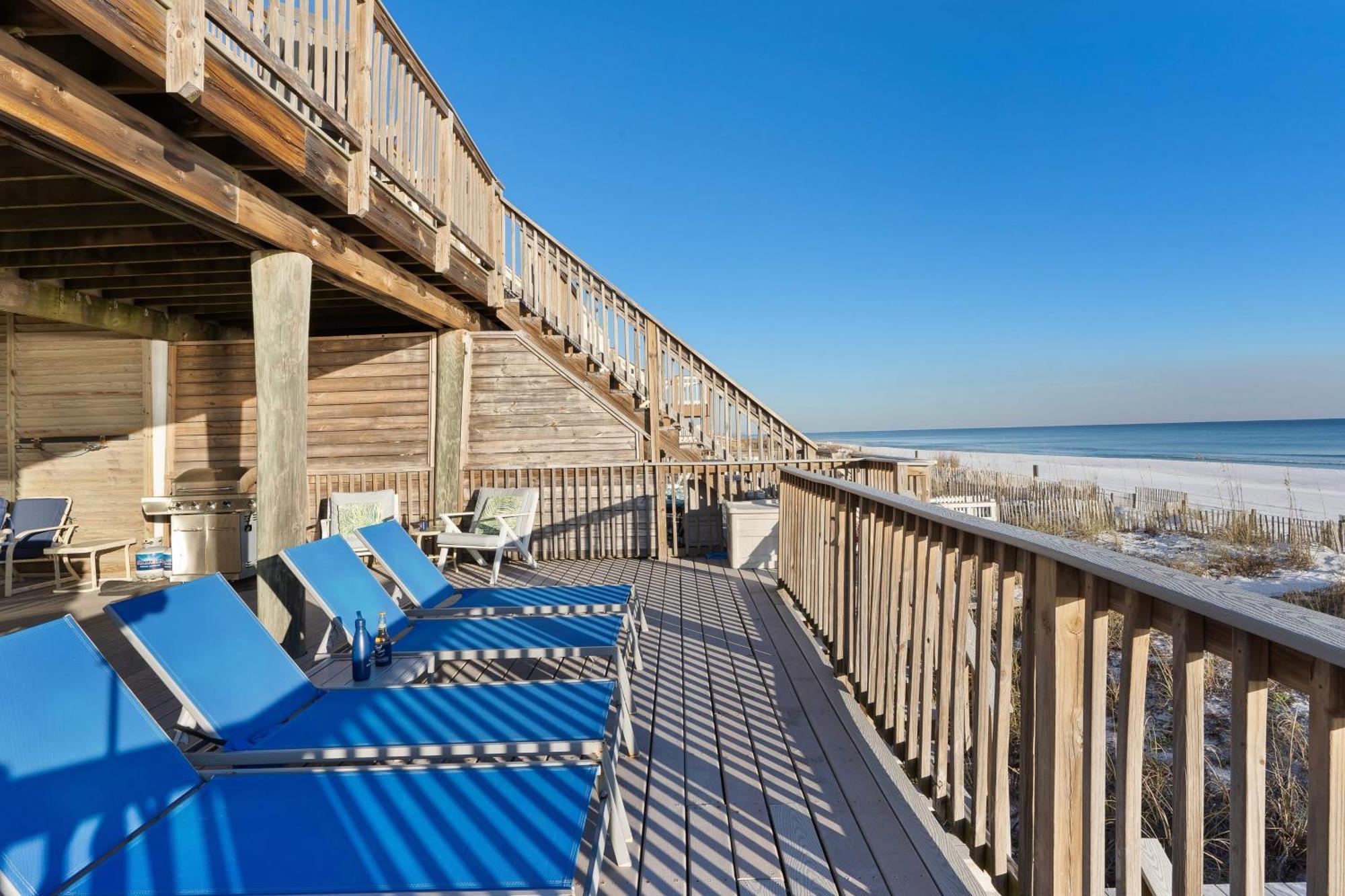 Holiday home Destiny On The By Avantstay Direct Access Bbq On Large Ocean Facing Patio