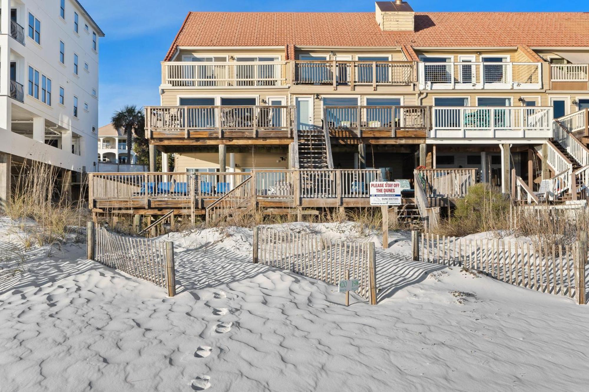 Destiny On The By Avantstay Direct Access Bbq On Large Ocean Facing Patio Holiday home Destin