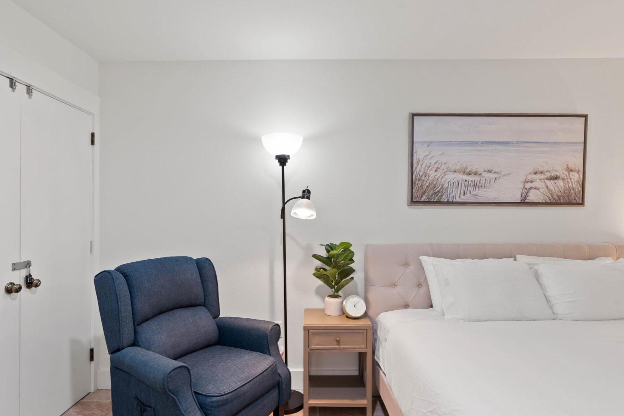 Holiday home Destiny On The By Avantstay Direct Access Bbq On Large Ocean Facing Patio *