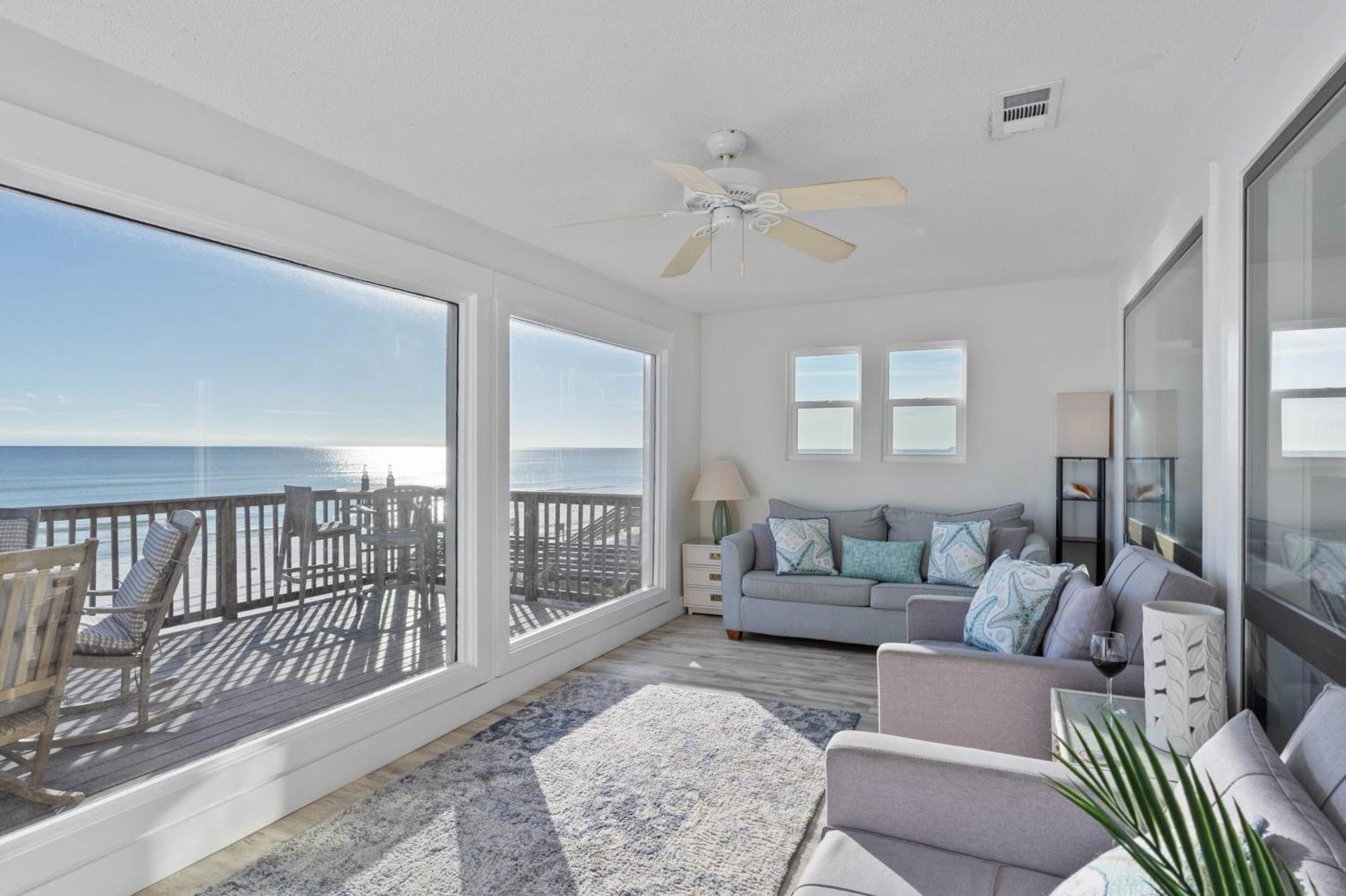 Holiday home Destiny On The By Avantstay Direct Access Bbq On Large Ocean Facing Patio