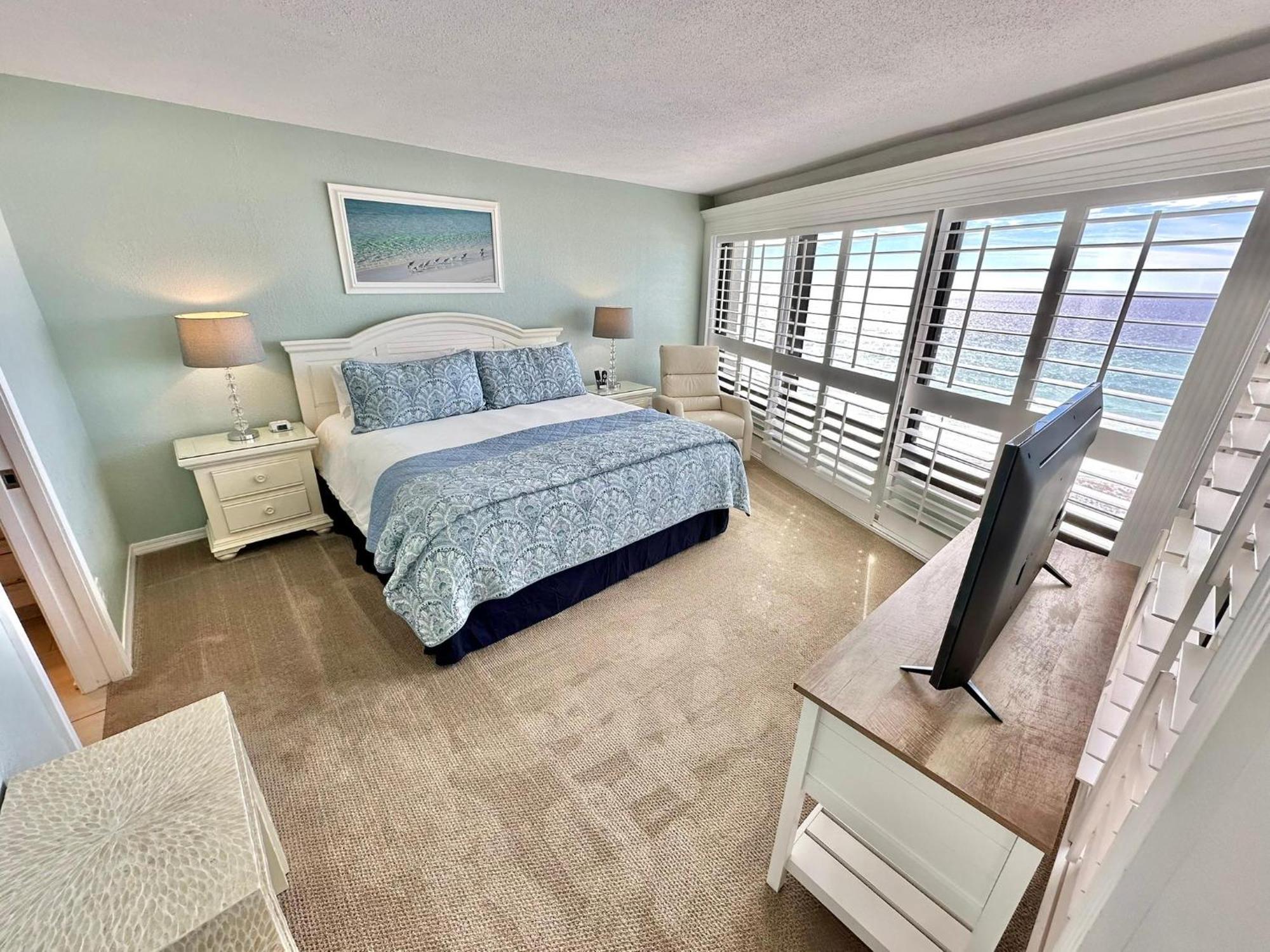 4111 Beachside One Holiday home
