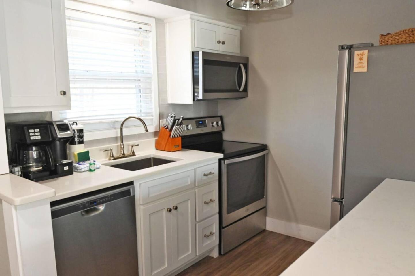 Barefoot Sands Beachfront 2 Bedroom At Sandpiper Cove In Fl Unit 1147 Pet Friendly