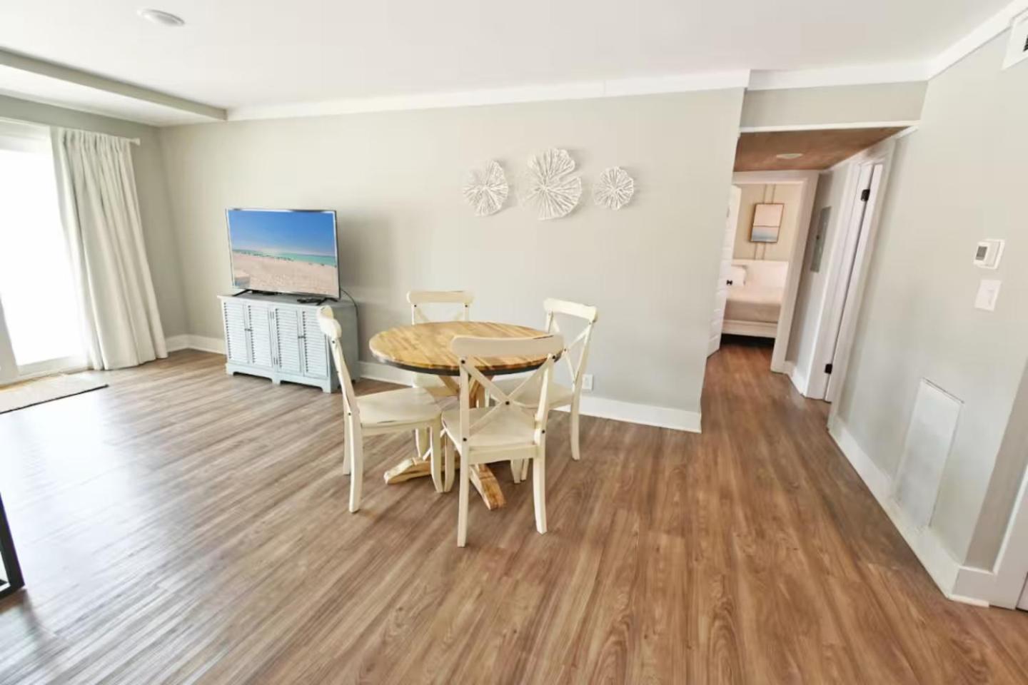 Barefoot Sands Beachfront 2 Bedroom At Sandpiper Cove In Fl Unit 1147 Pet Friendly Holiday home