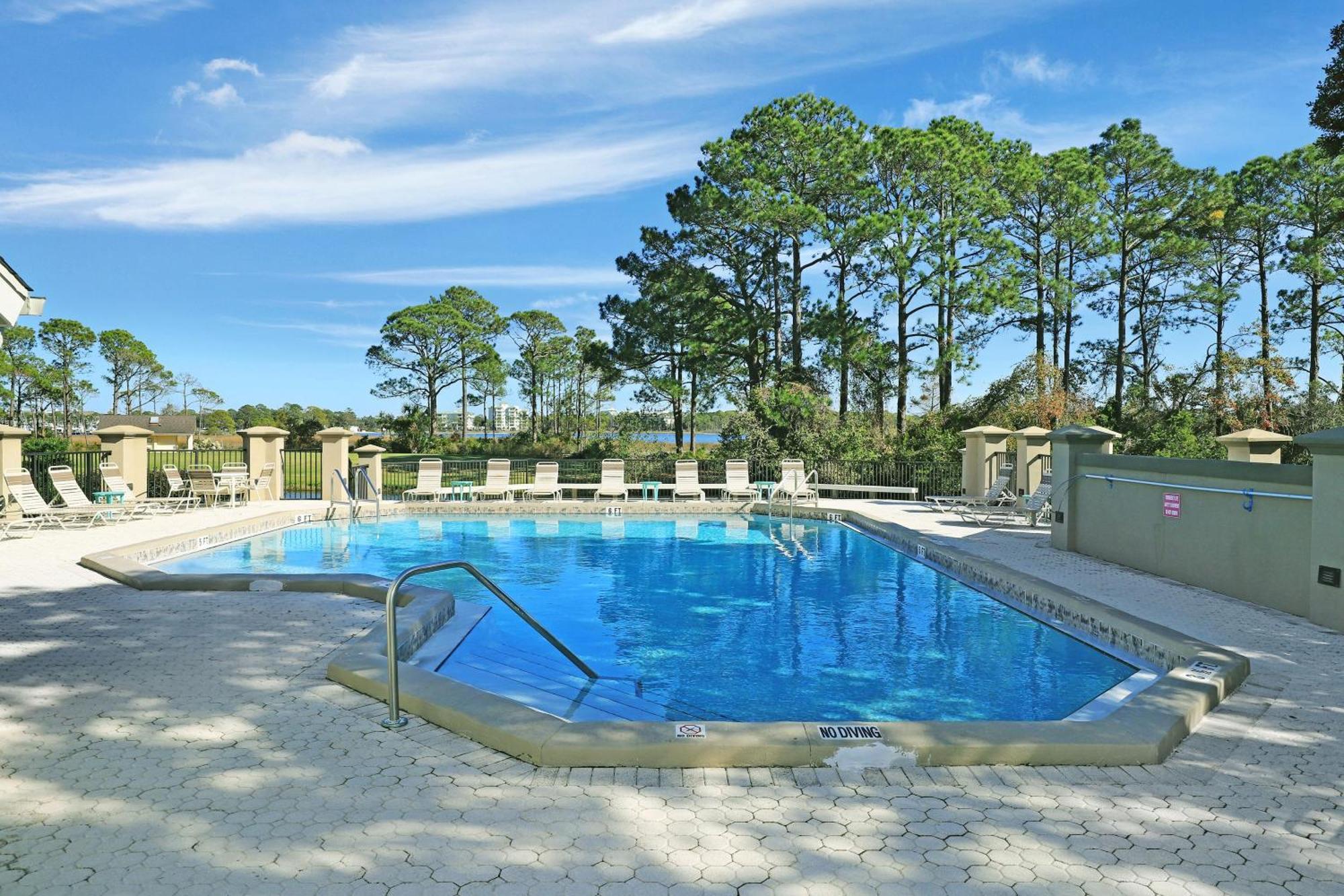 823 Harbour Point * Destin