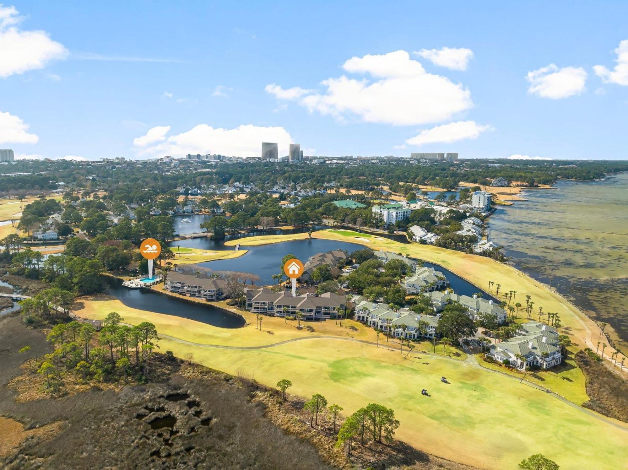 Holiday home 823 Harbour Point Destin