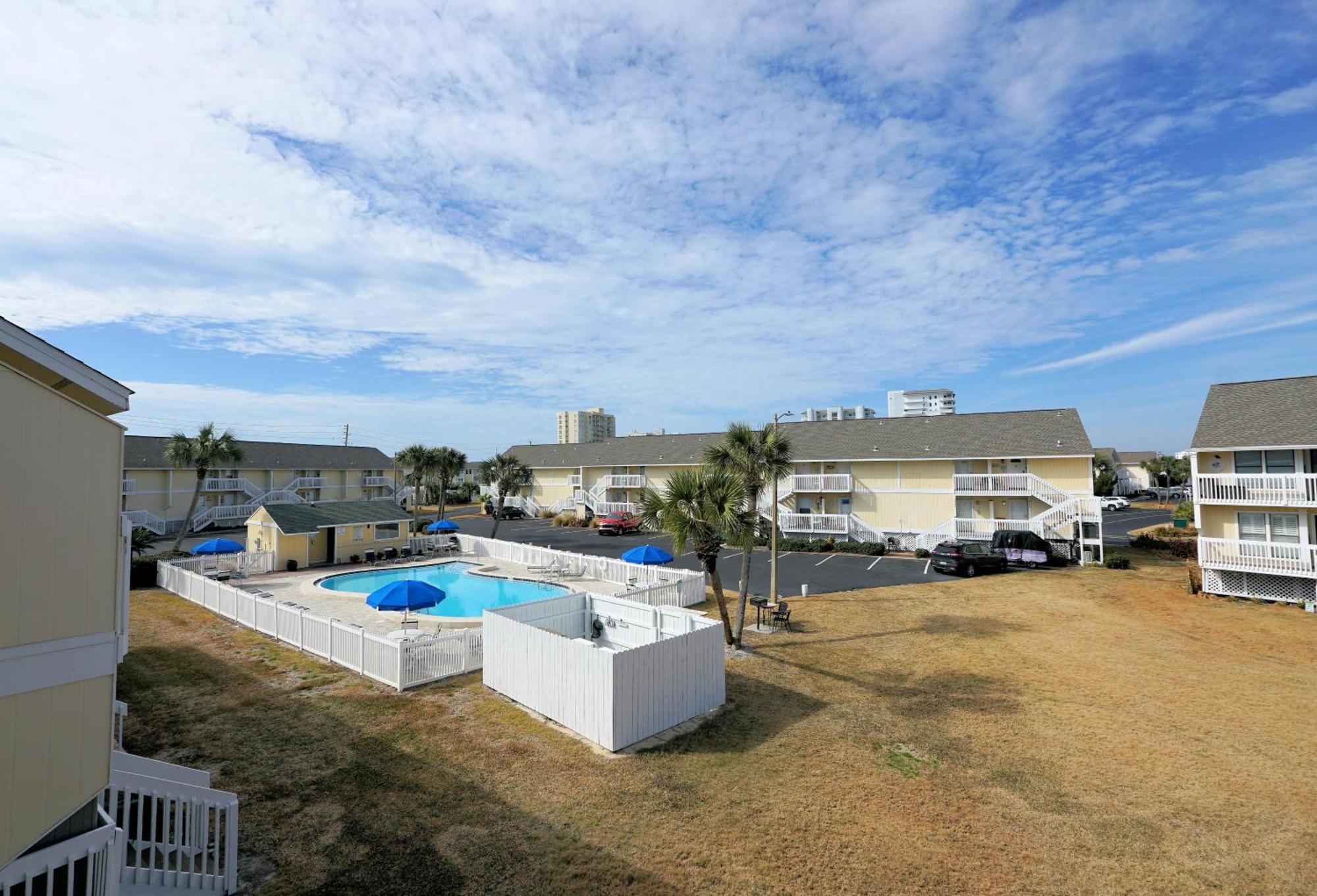Sandpiper Cove 8221
