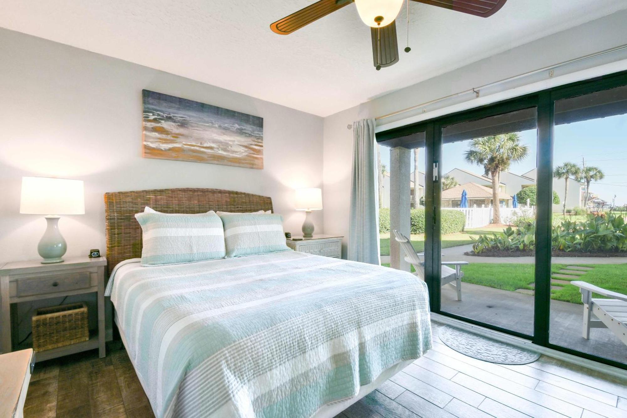 Apartment Blue Surf 21