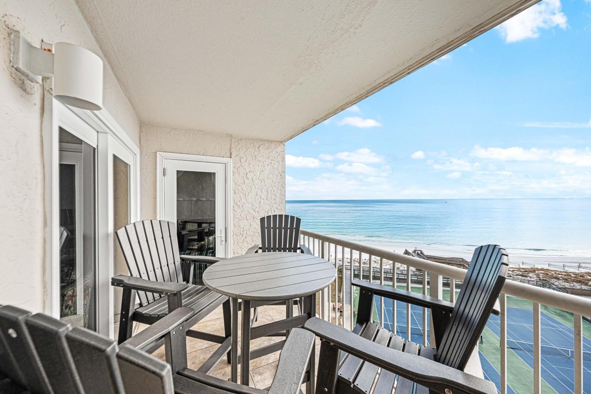 Holiday home Surf And Racquet Unit 717