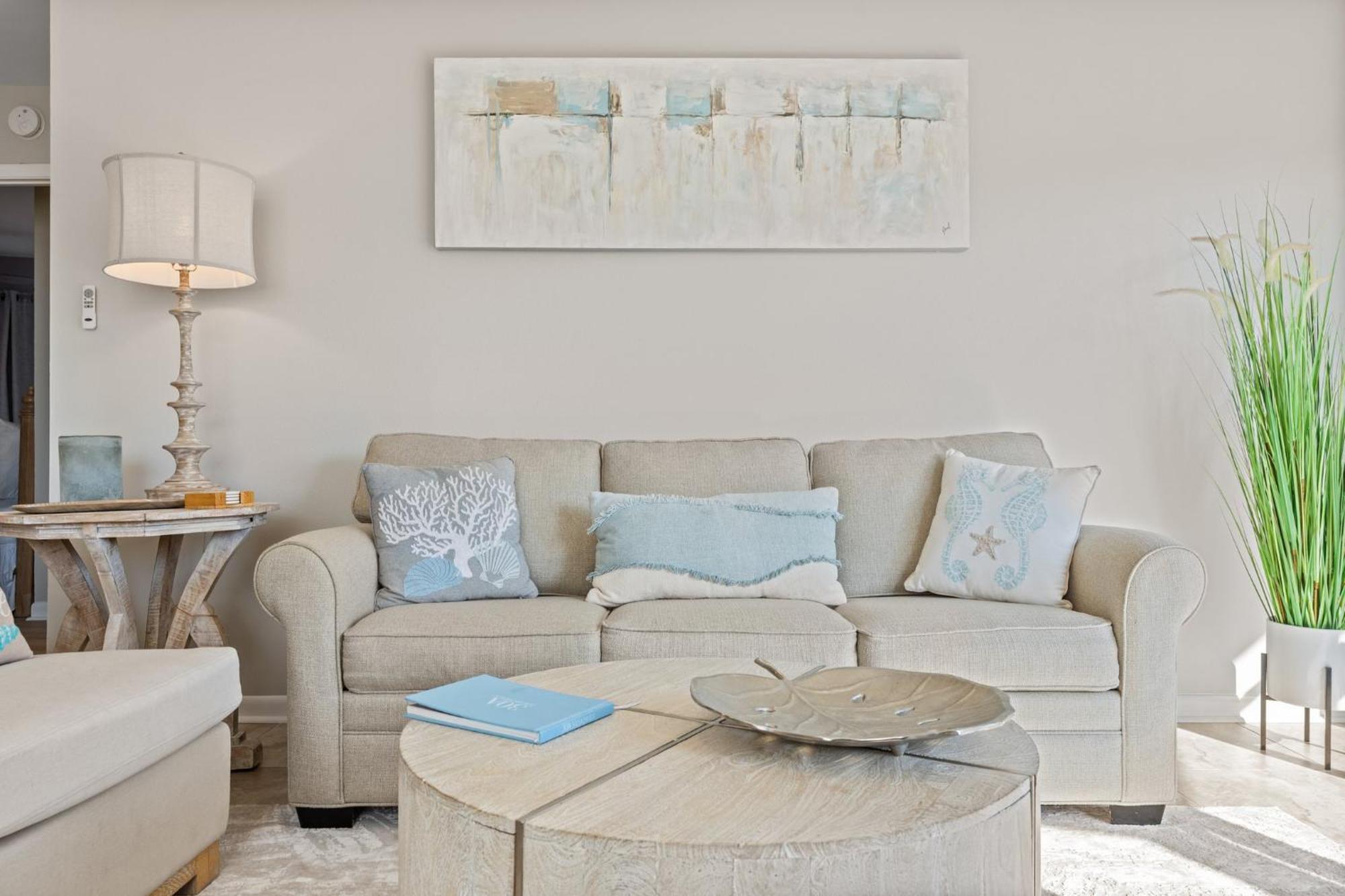 Apartment Crystal Village 06a By Newman-dailey
