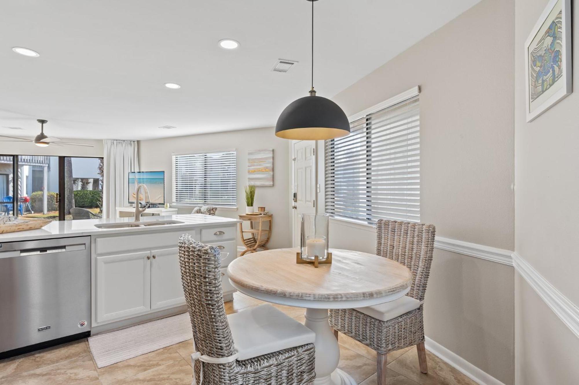Apartment Crystal Village 06a By Newman-dailey *
