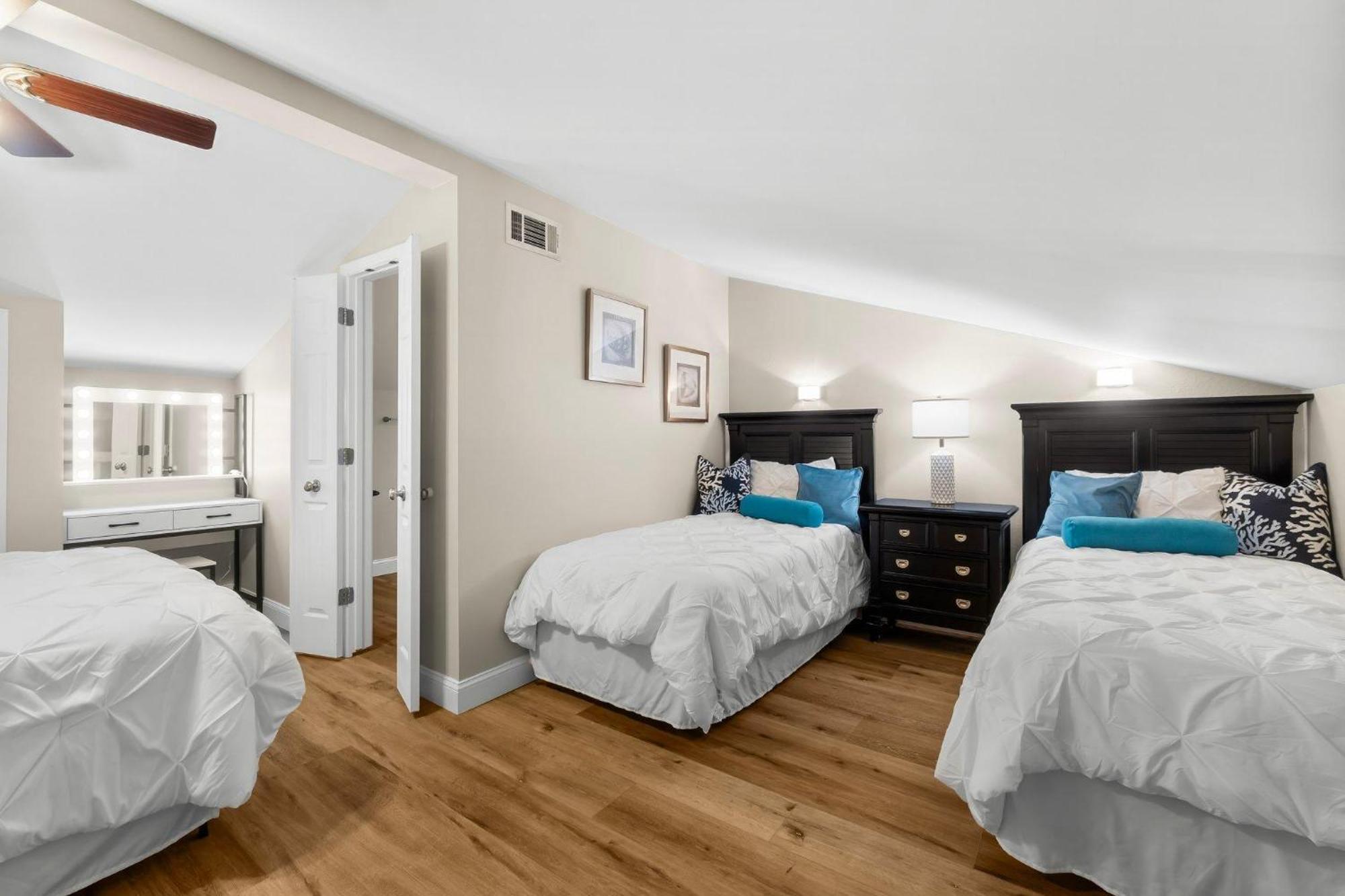 Apartment Seacove 7e 2 Bedroom