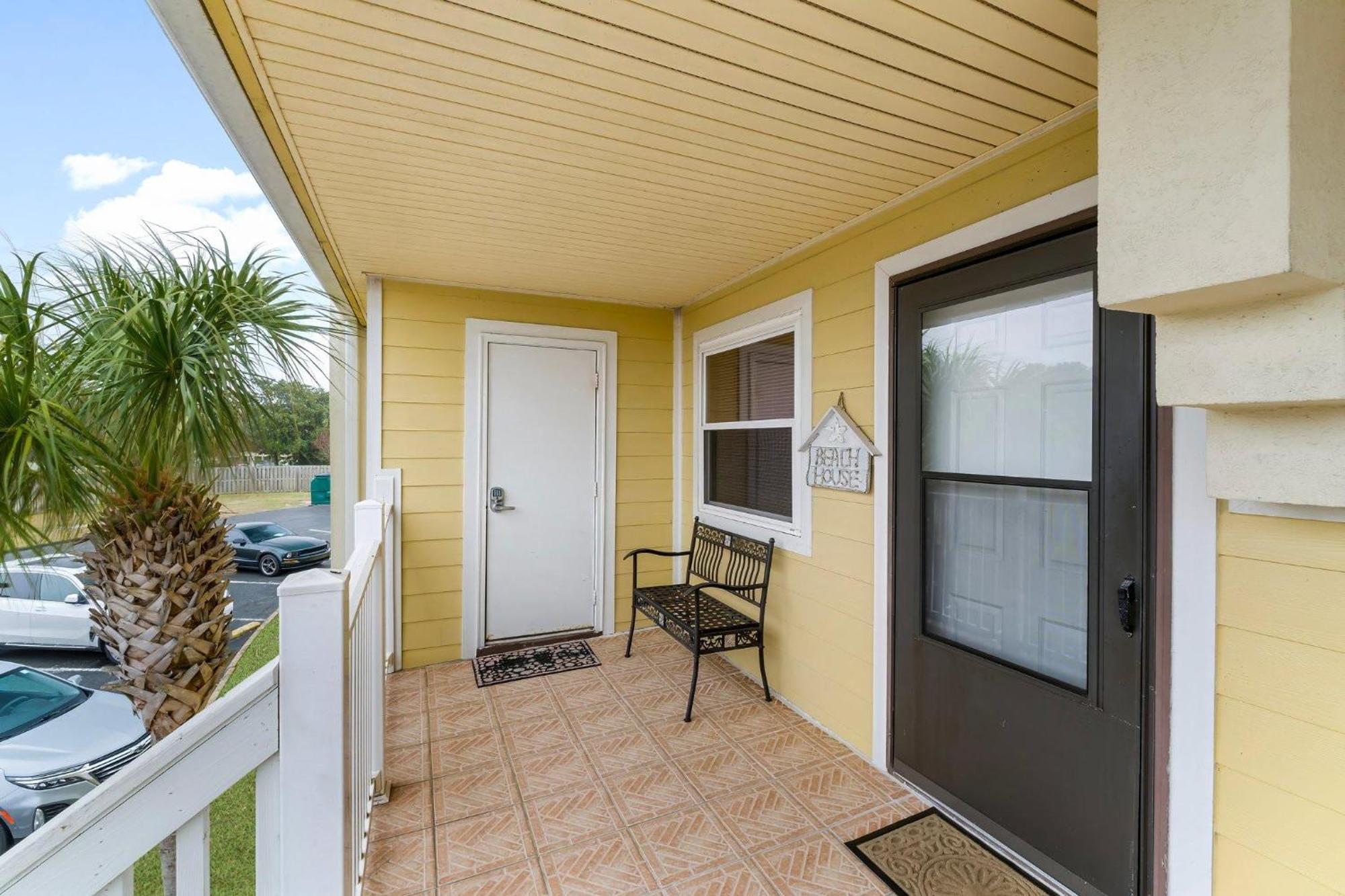 Seacove 7e 2 Bedroom Apartment