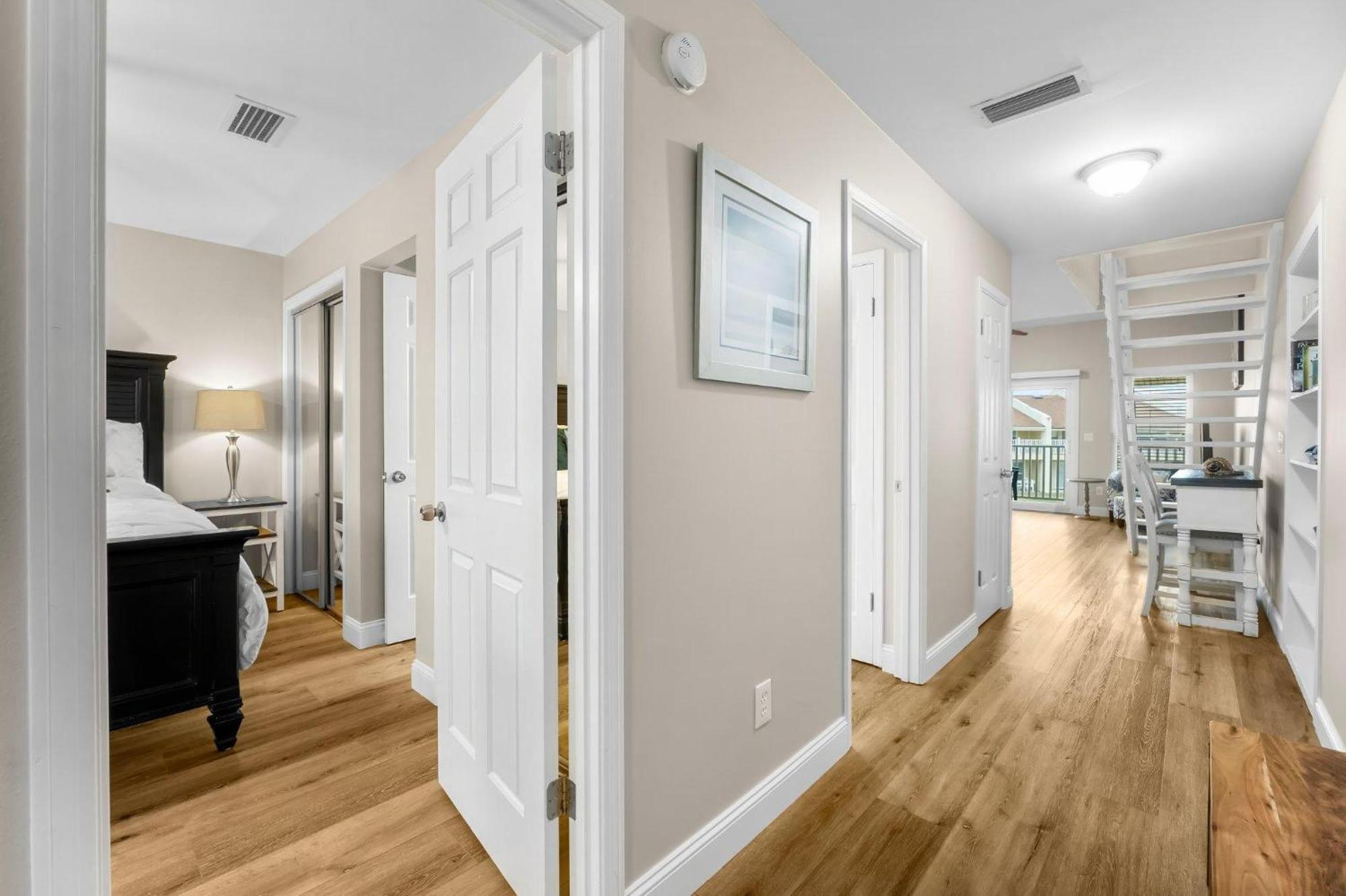 Seacove 7e 2 Bedroom Apartment