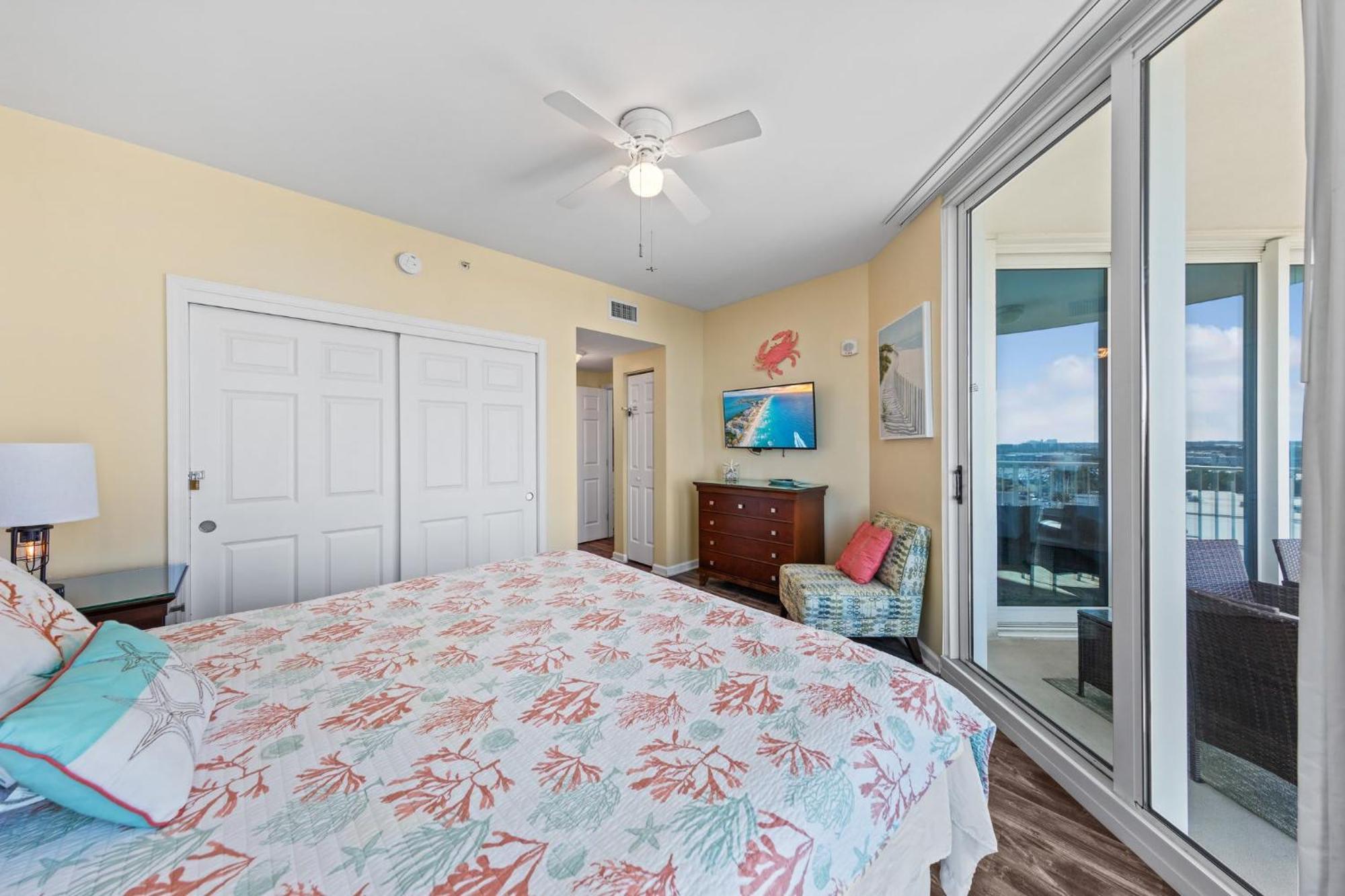 5 Star 11th Fl Stunning Sunrise 2br 2ba King Suite,pools ,shuttle Or Walk To Holiday home *