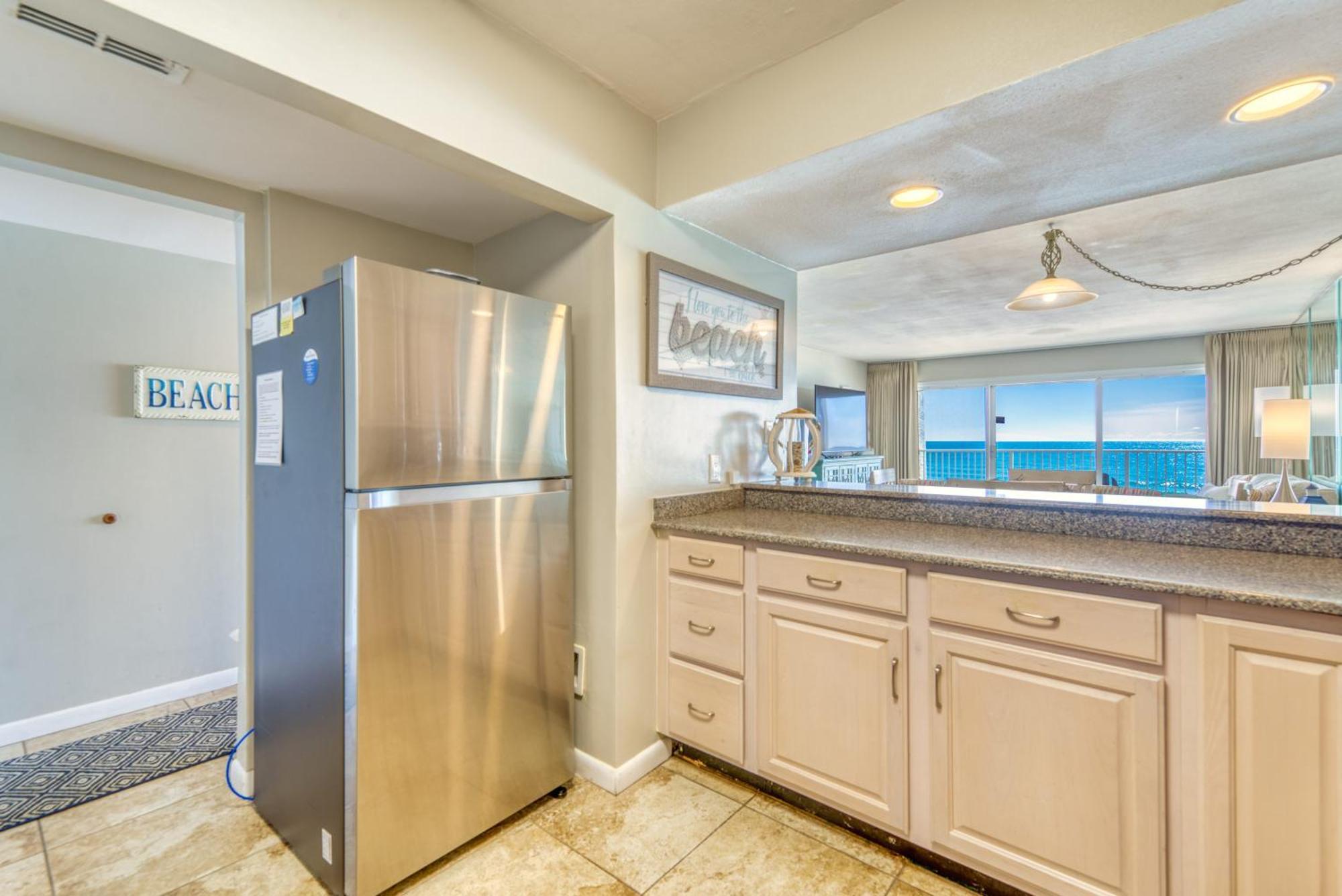 House B504 - Beachfront With Pool, Wifi, & Service Destin