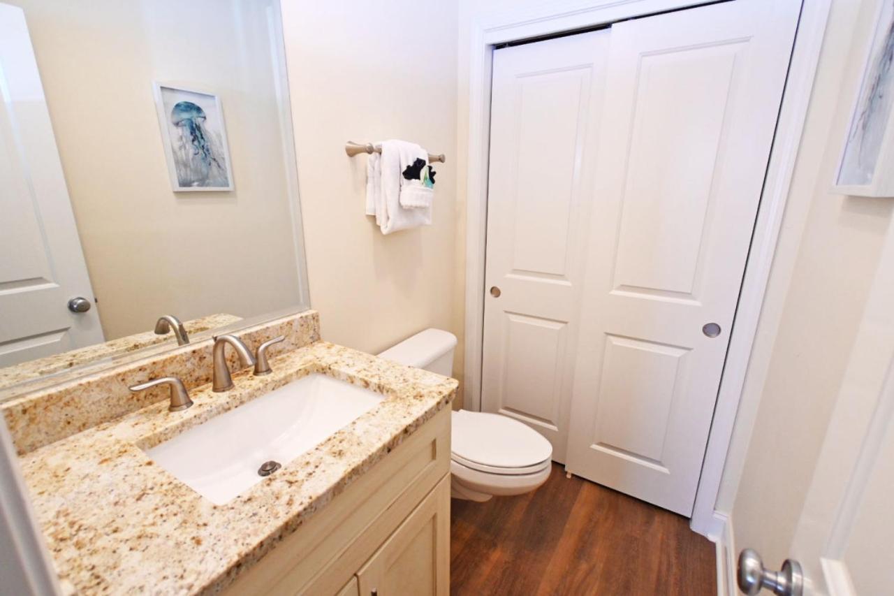 Sandpiper Cove 1 Bedroom Overlooking Canal 5 Minute Walk To The Fl *