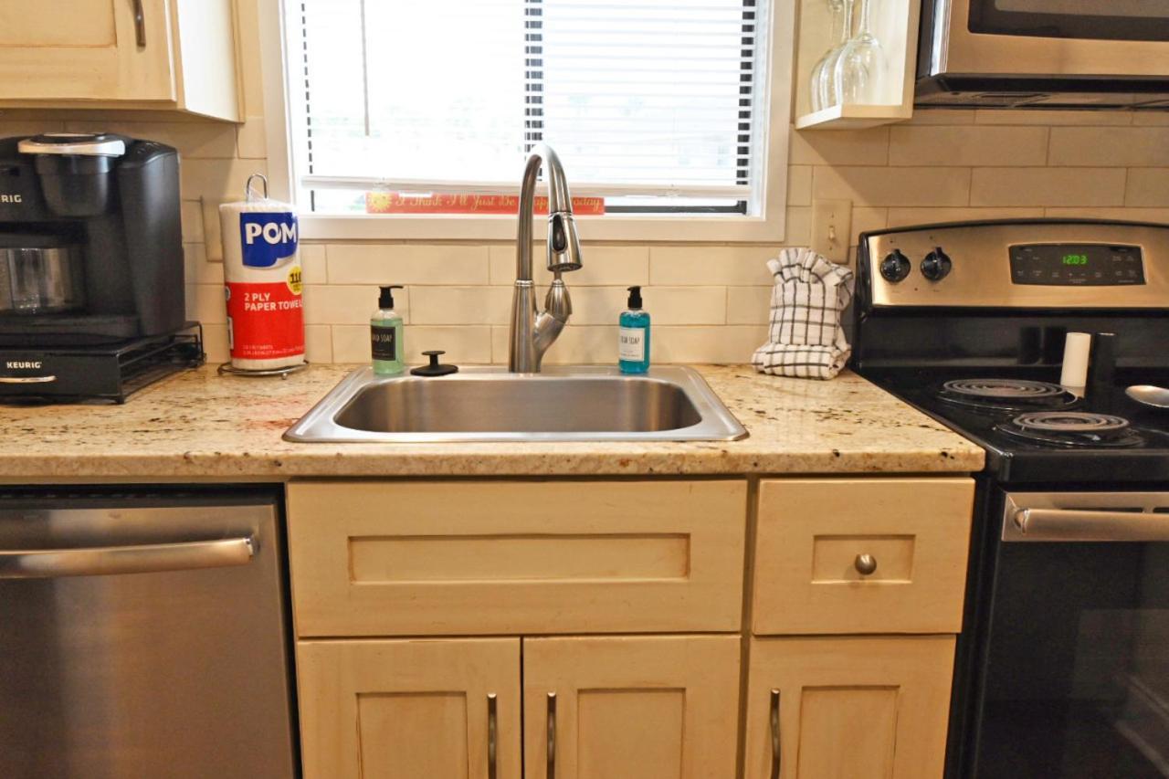 Sandpiper Cove 1 Bedroom Overlooking Canal 5 Minute Walk To The Fl *