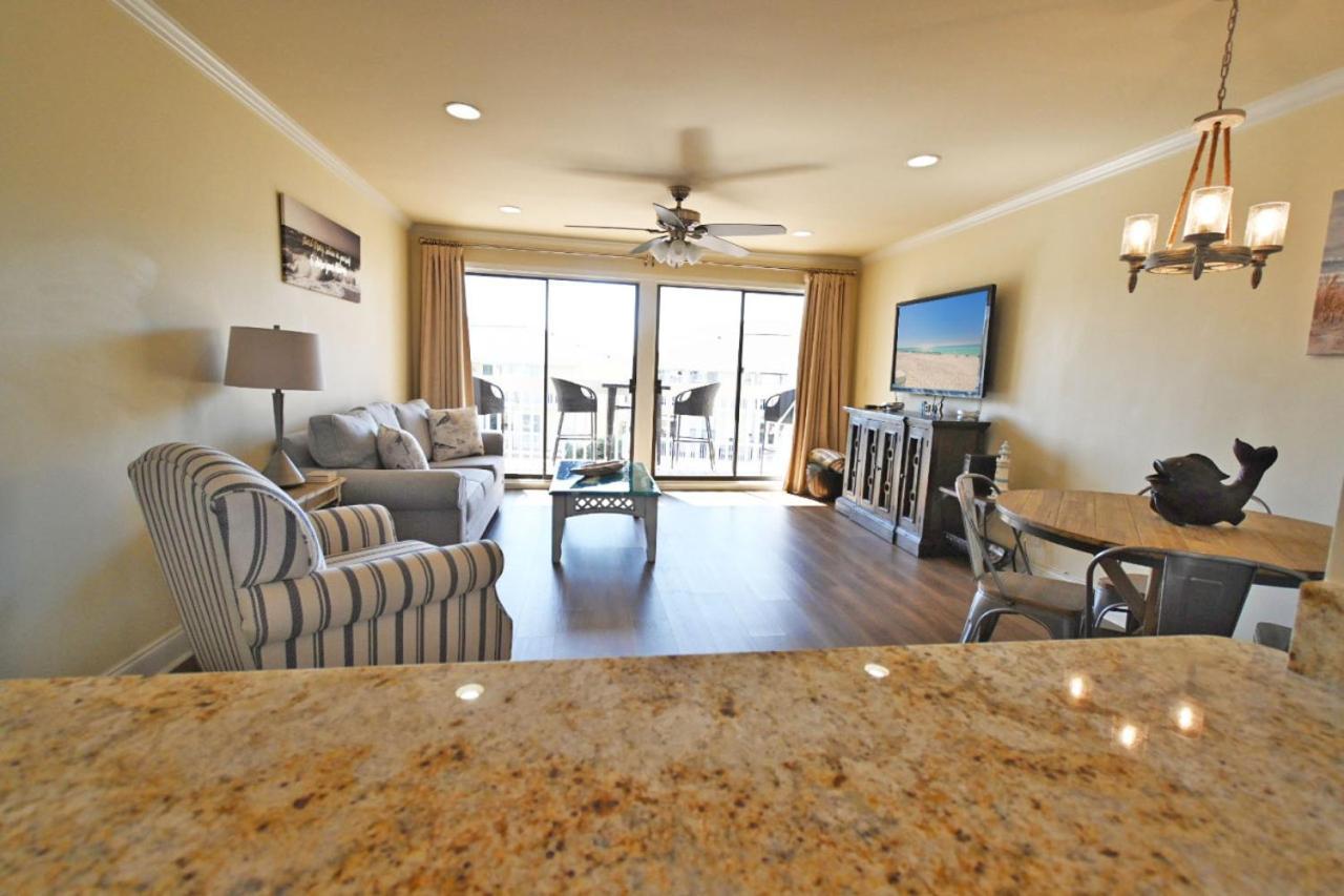 Sandpiper Cove 1 Bedroom Overlooking Canal 5 Minute Walk To The Fl * Destin