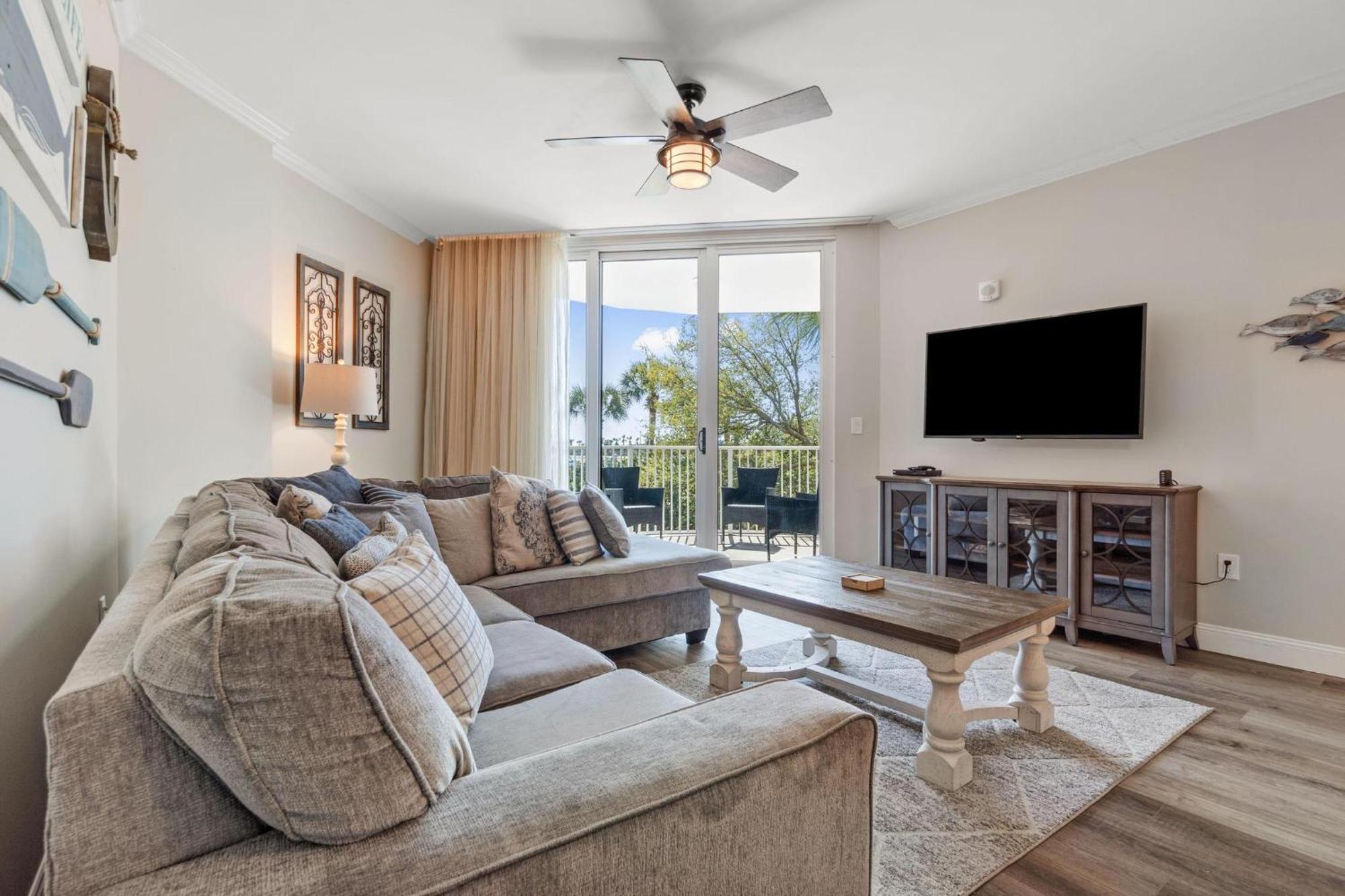 Apartment 1206 Pod