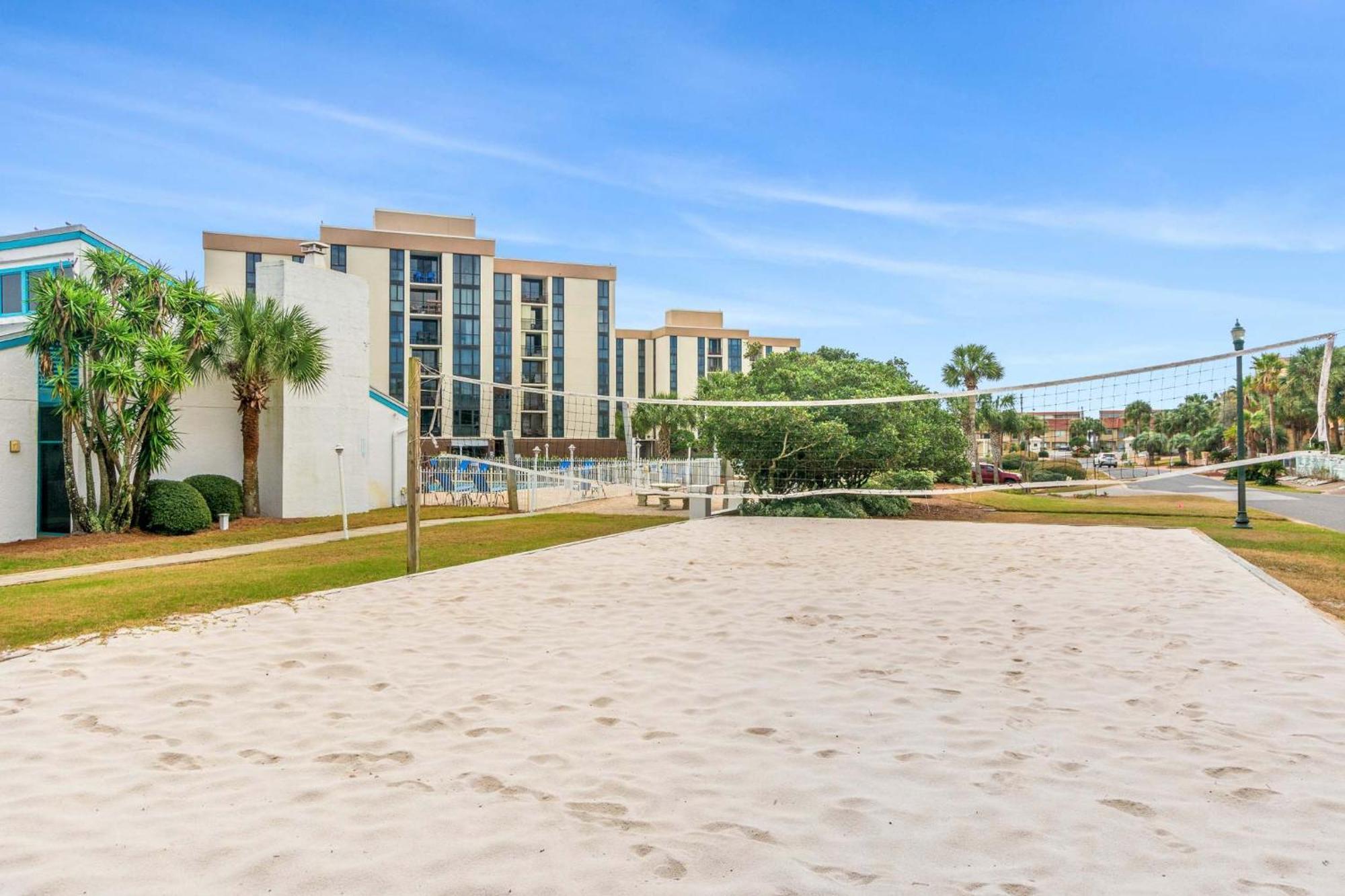 Serenity Now-free Golf Cart-hot Tub-comm Pool Holiday home