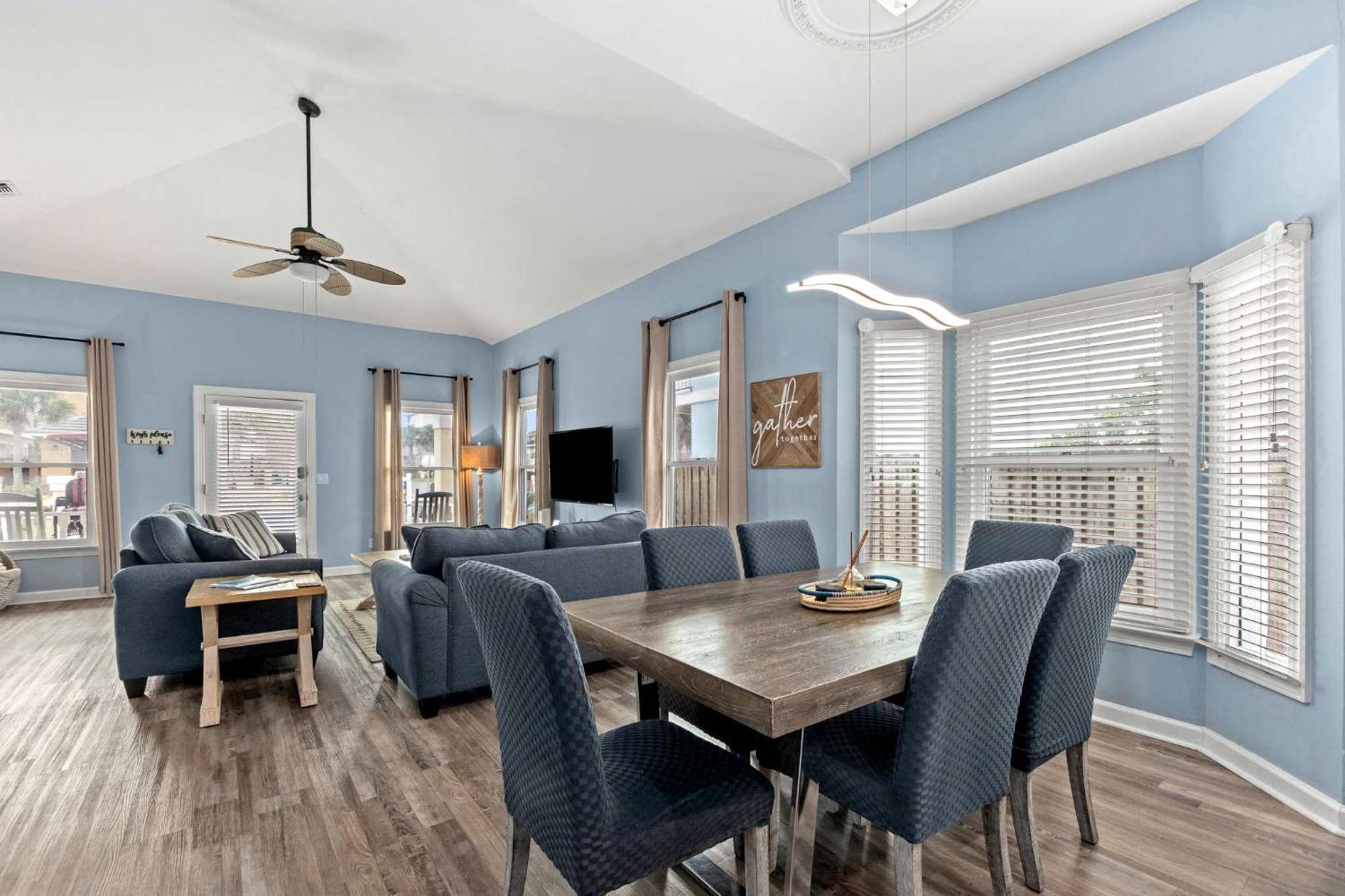Holiday home Serenity Now-free Golf Cart-hot Tub-comm Pool