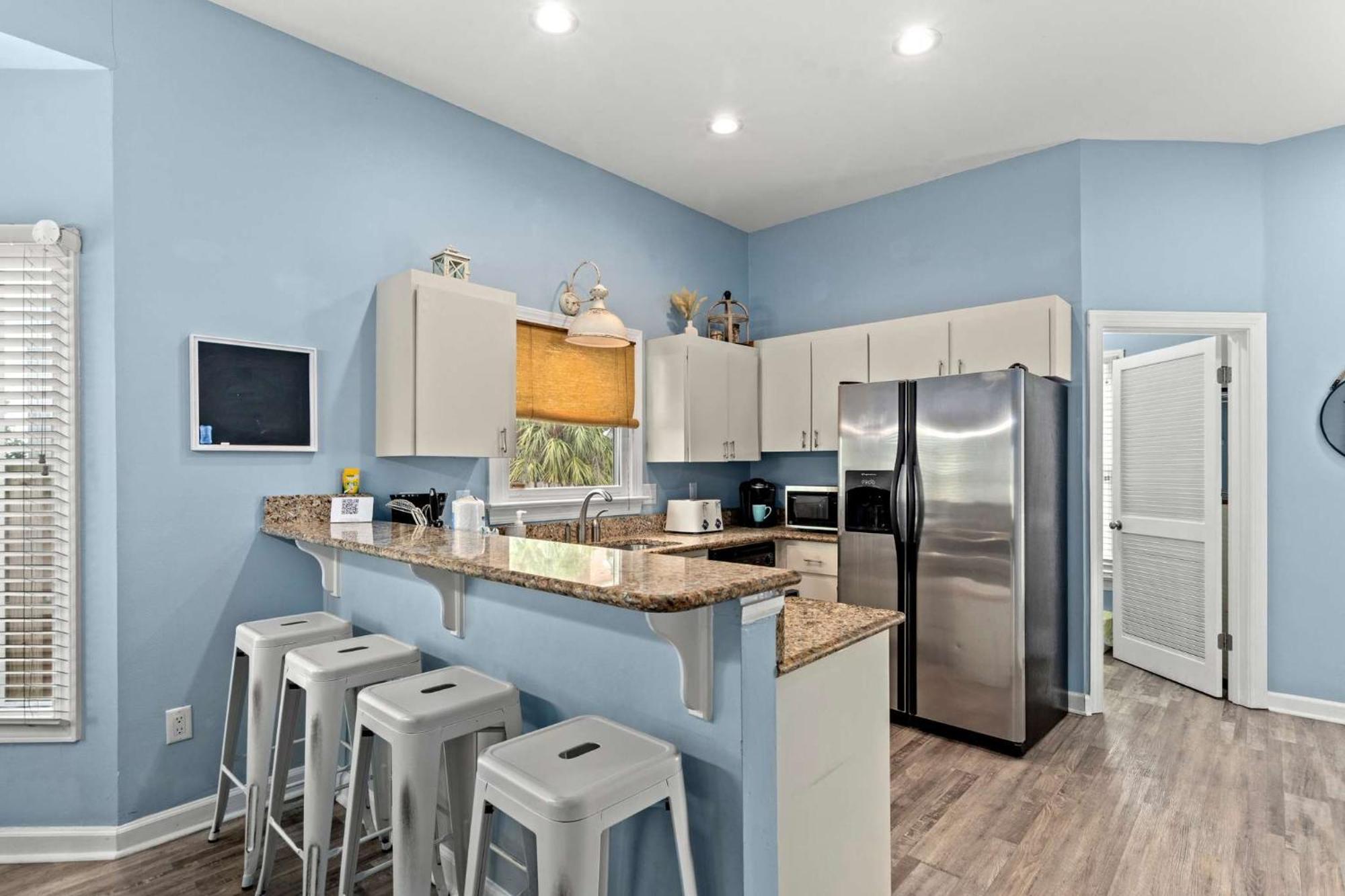 Holiday home Serenity Now-free Golf Cart-hot Tub-comm Pool *