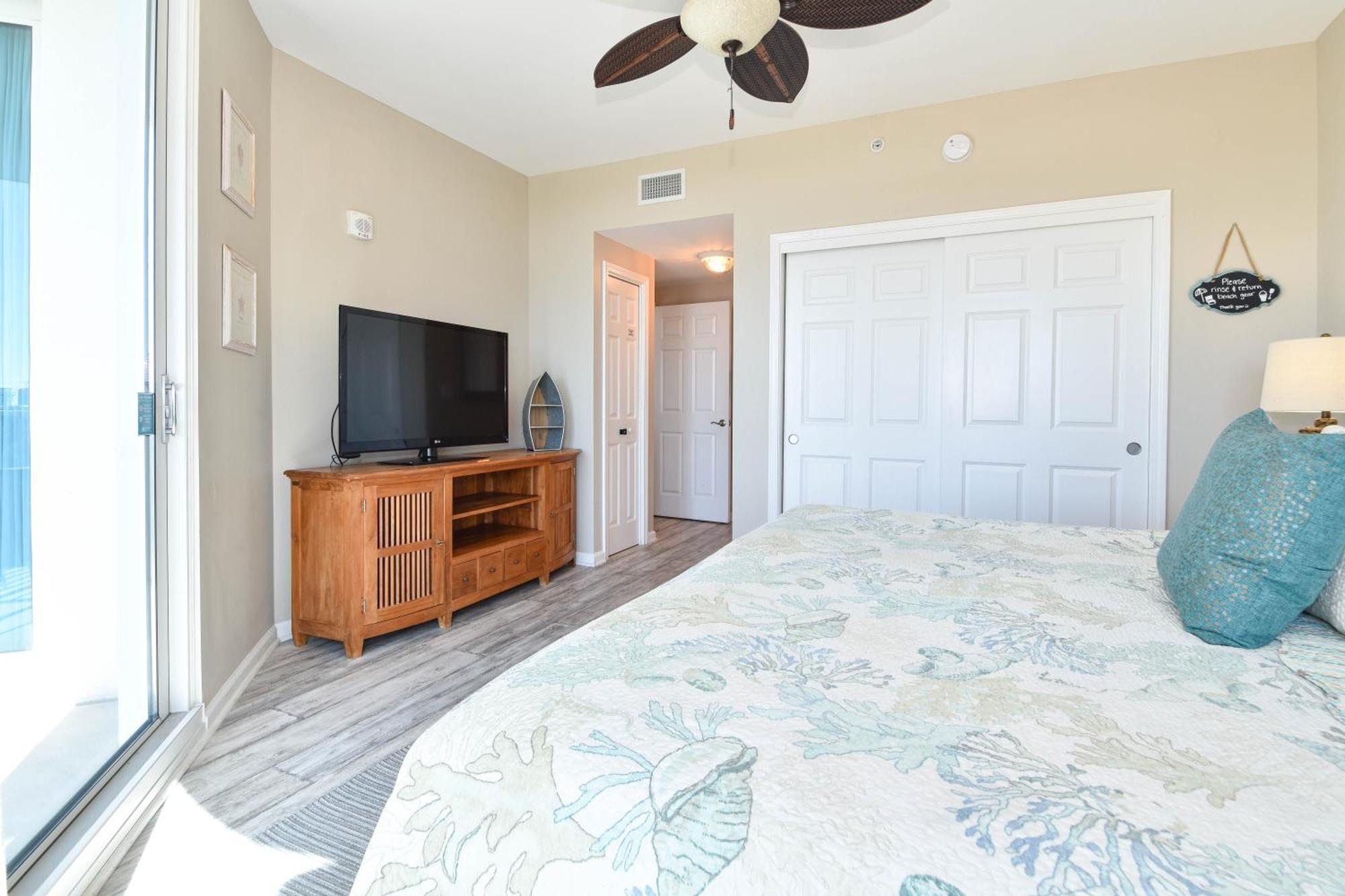 The Palms Of 2512 Junior Apartment *