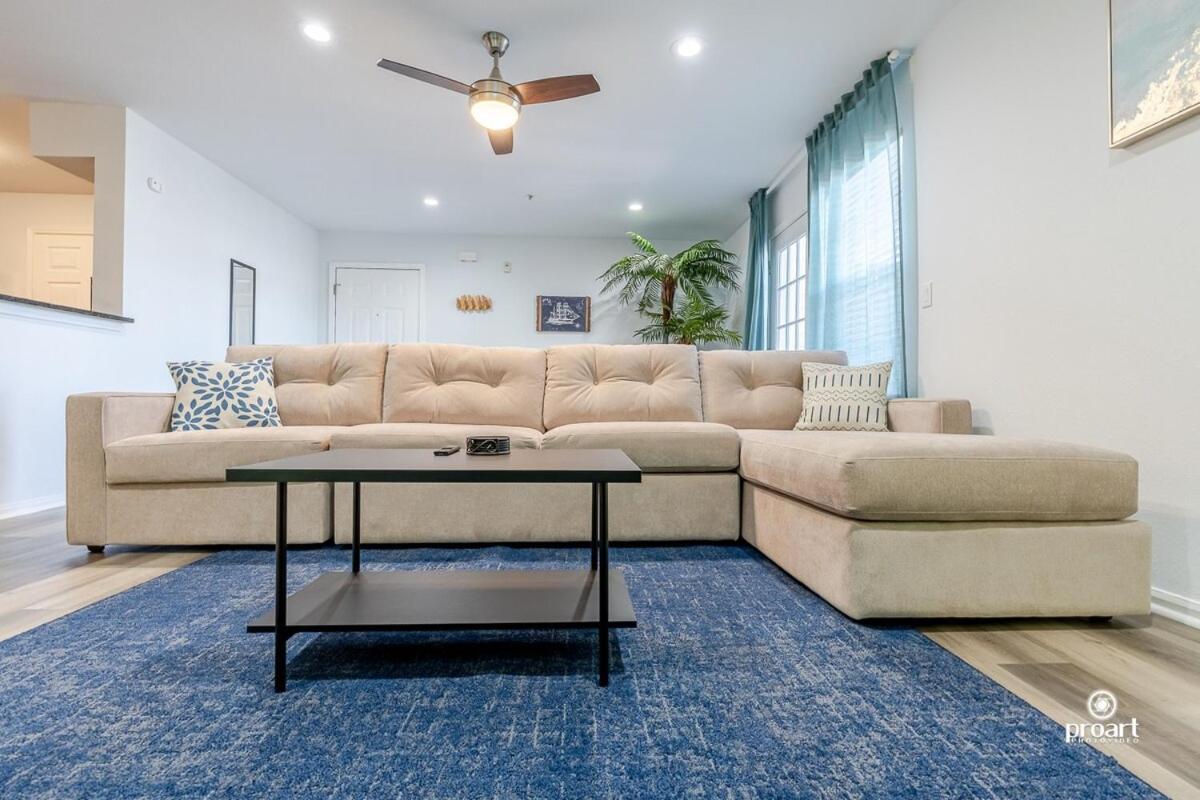 Apartment Cozy Under The Palms