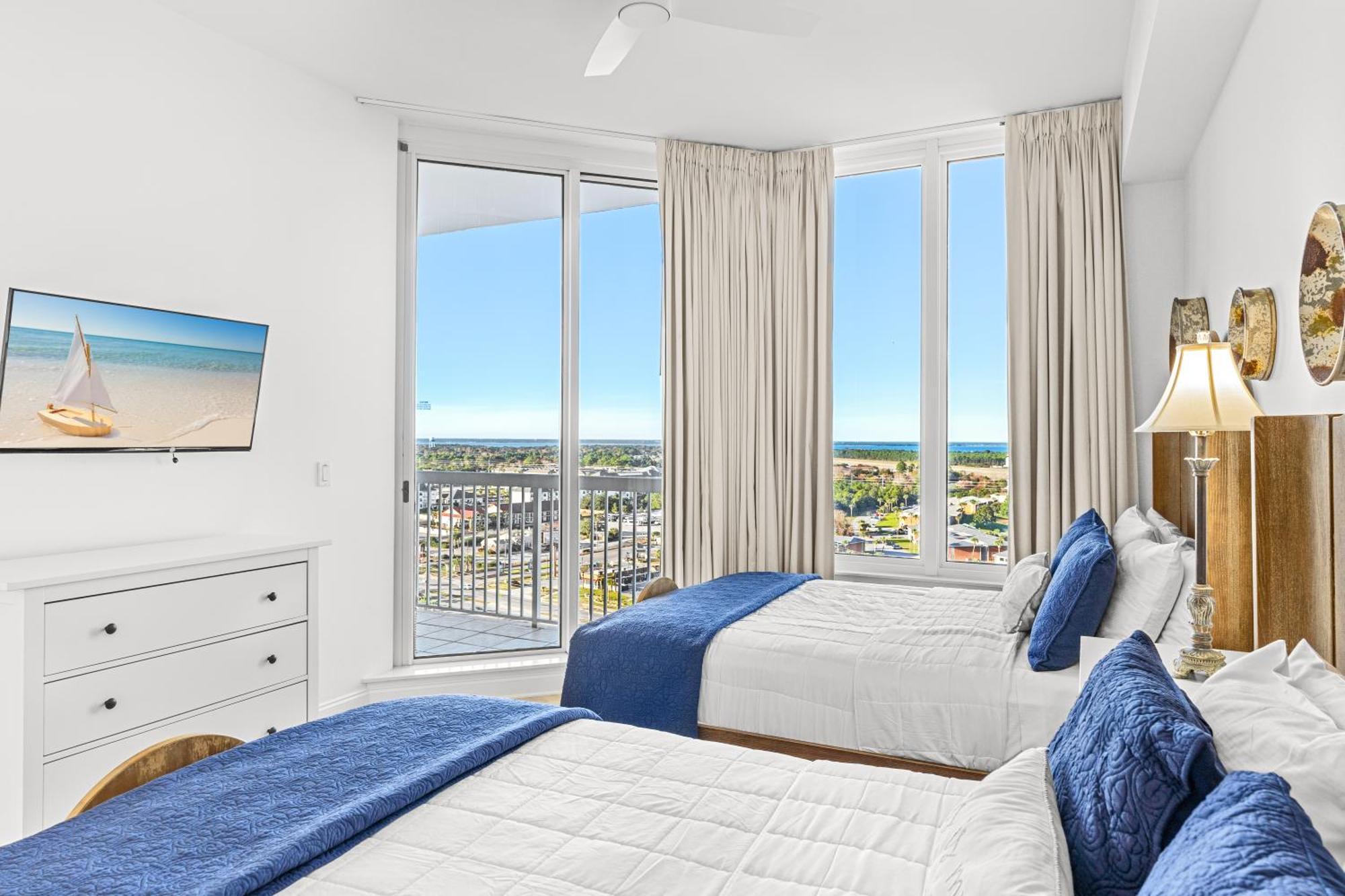 Silver Towers West 1706 By Newman-dailey Apartment