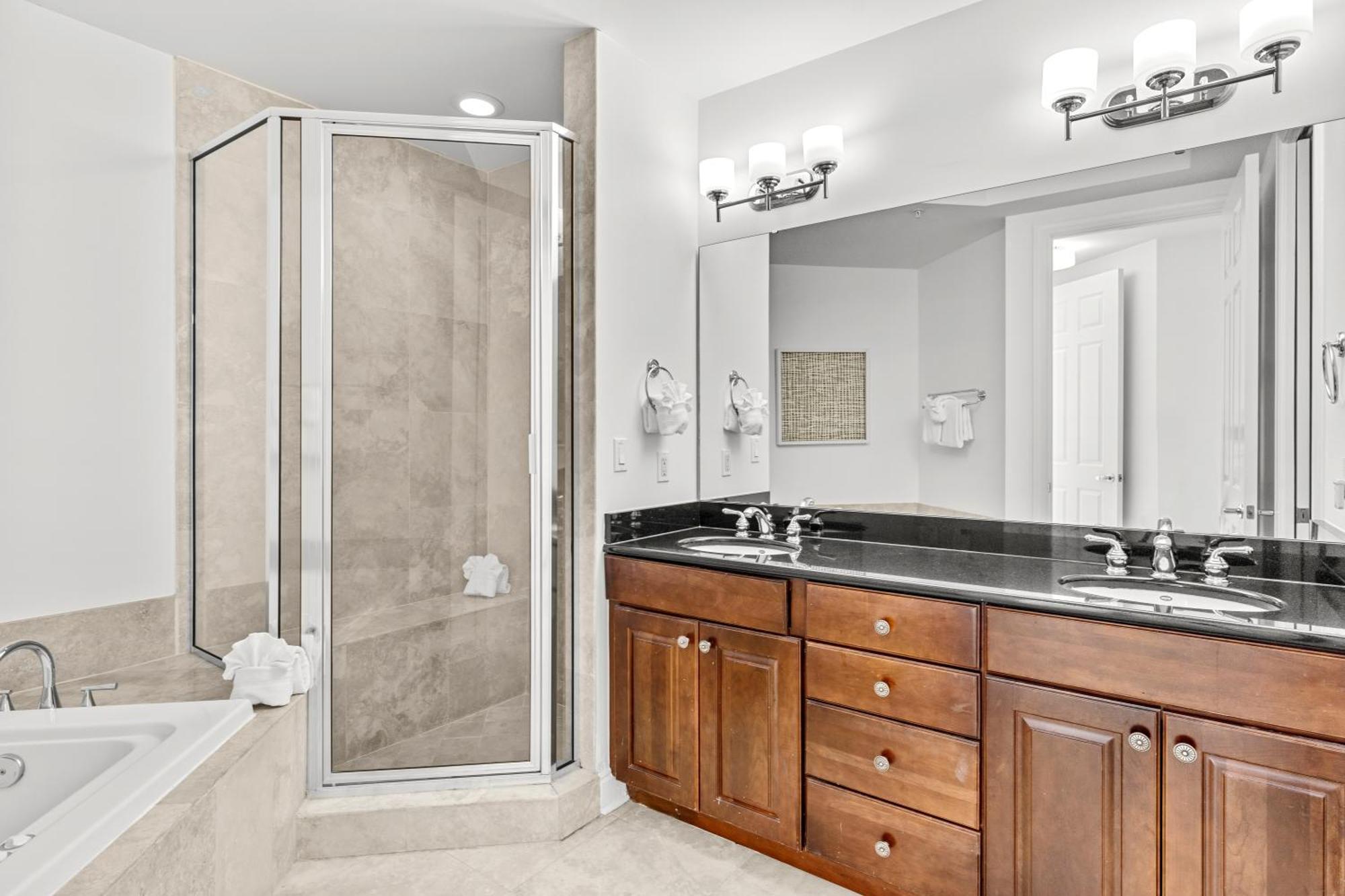 Apartment Silver Towers West 1706 By Newman-dailey Destin