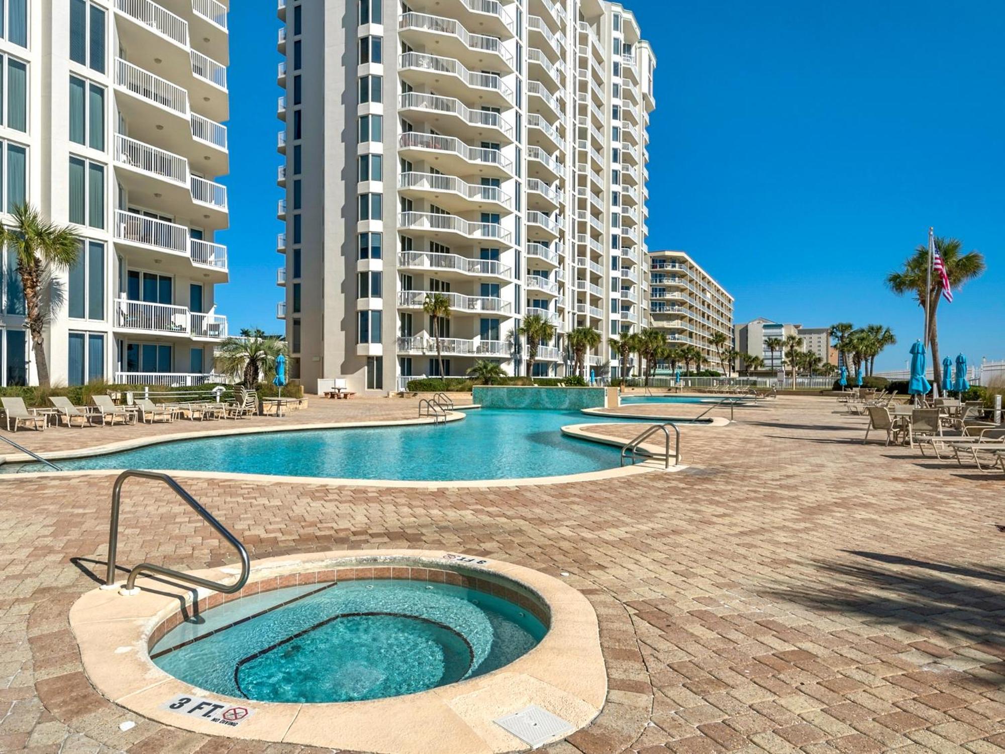 Apartment Silver Towers West 1706 By Newman-dailey *
