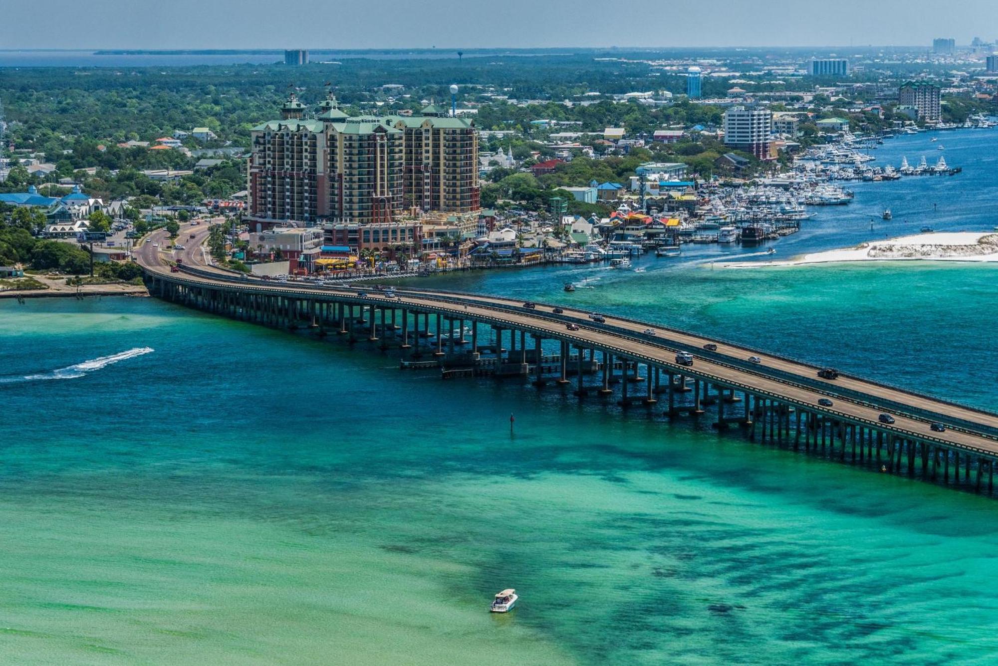 Holiday home Emerald Grande W928 Destin