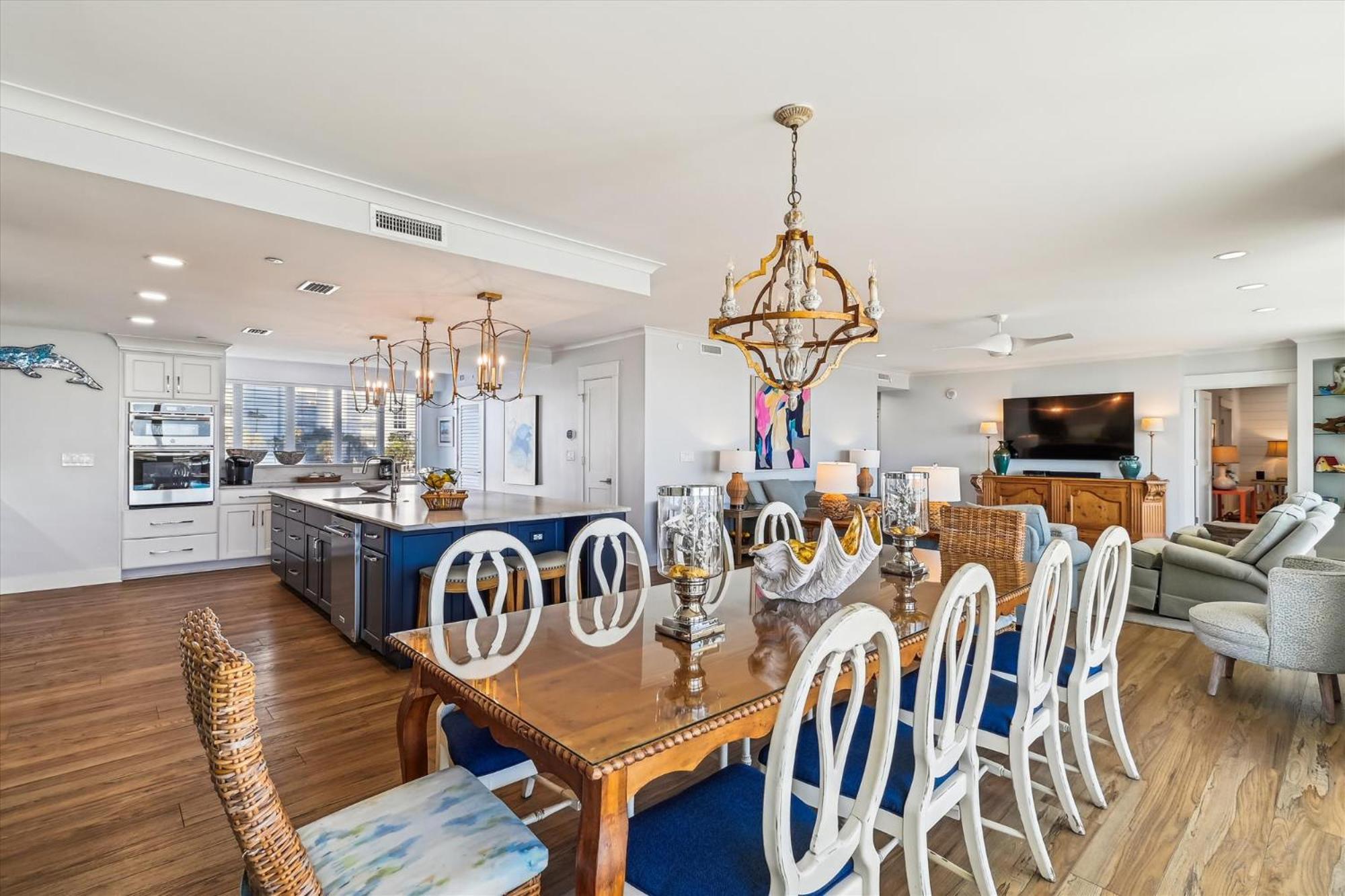 Apartment Oceania 201- By Isle Destin